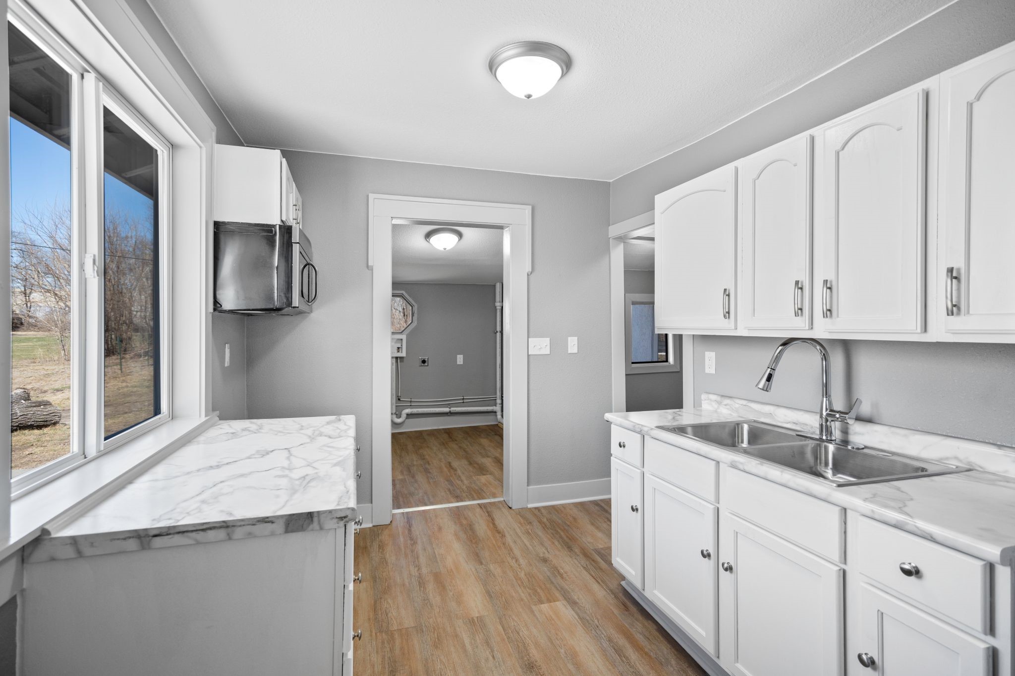 2574 Onawa Street Property Photo 15