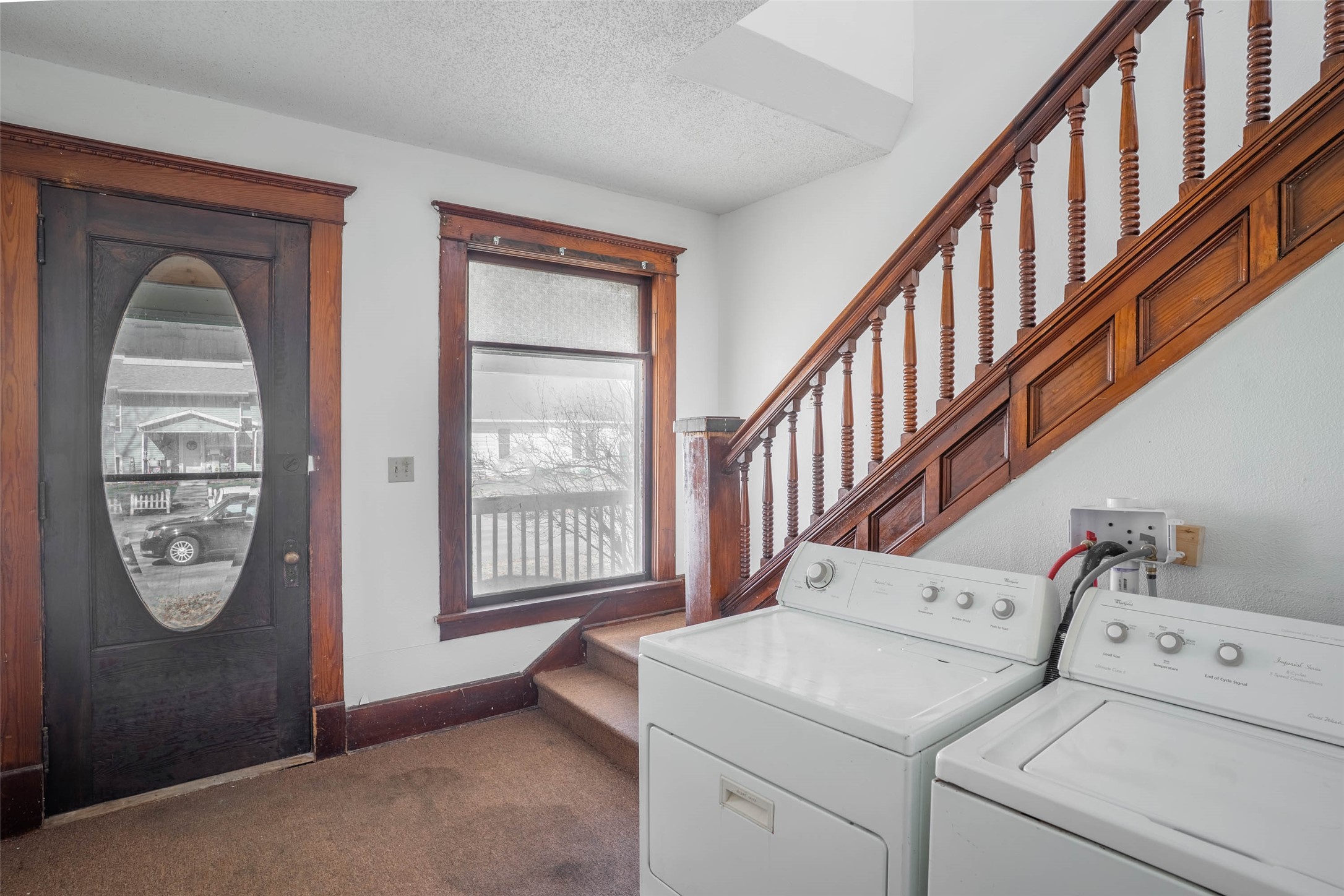306 W Robinson Street Property Photo 8