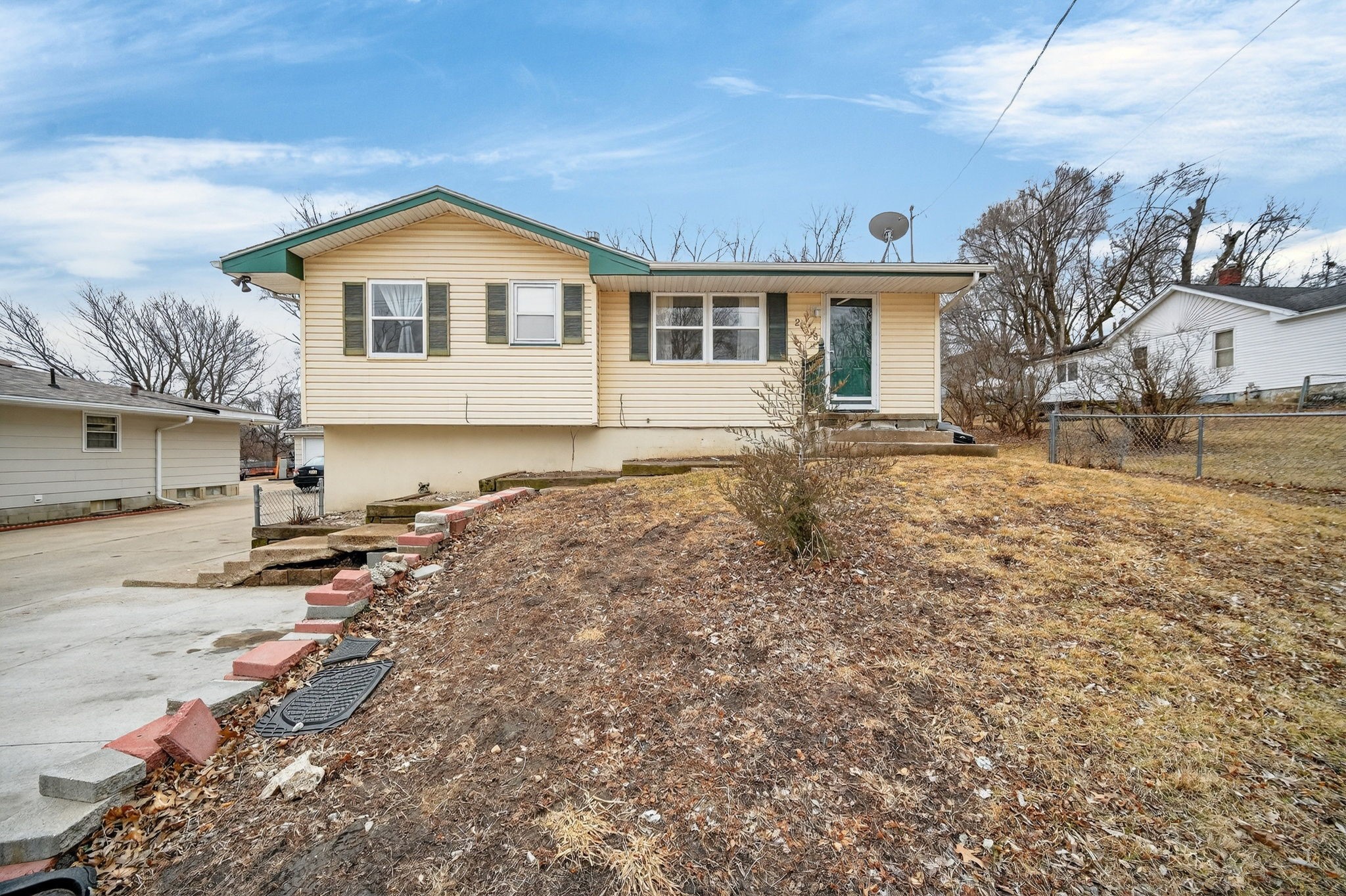 238 Leach Avenue Property Photo 1