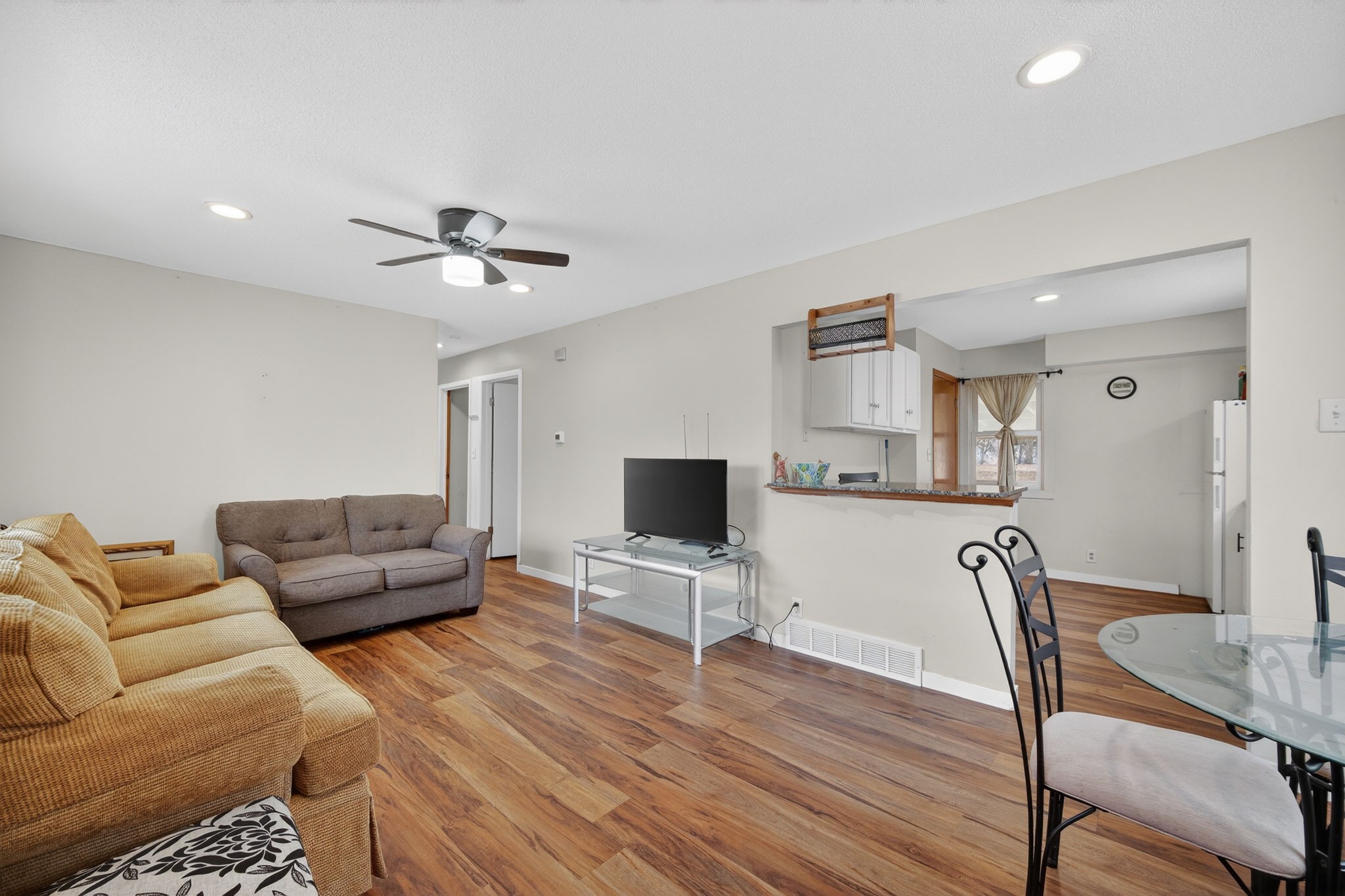 238 Leach Avenue Property Photo 3