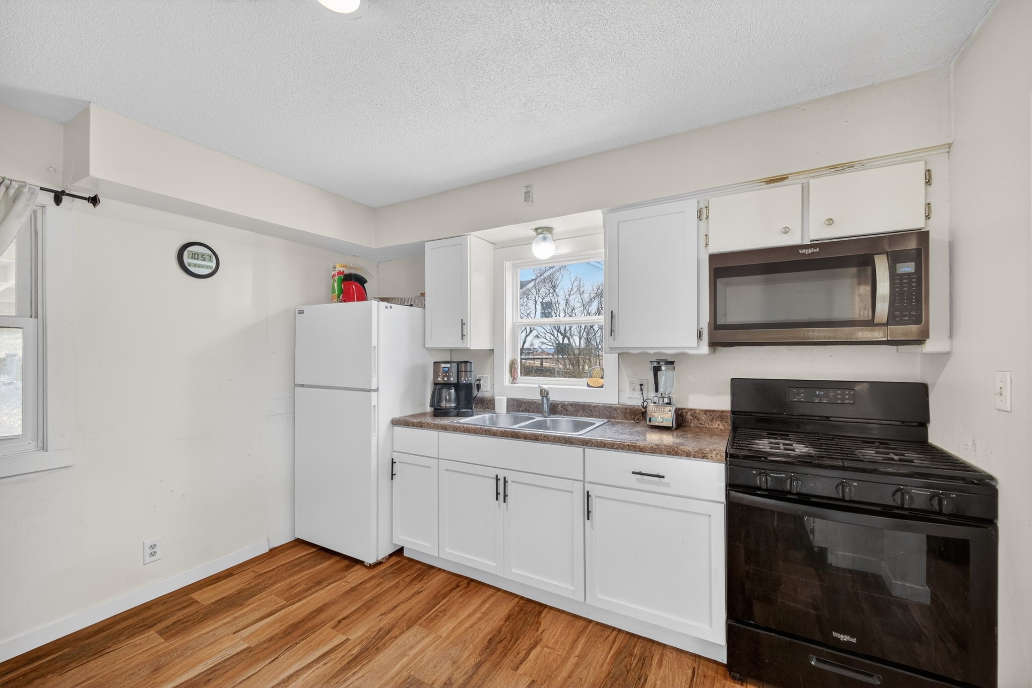 238 Leach Avenue Property Photo 15