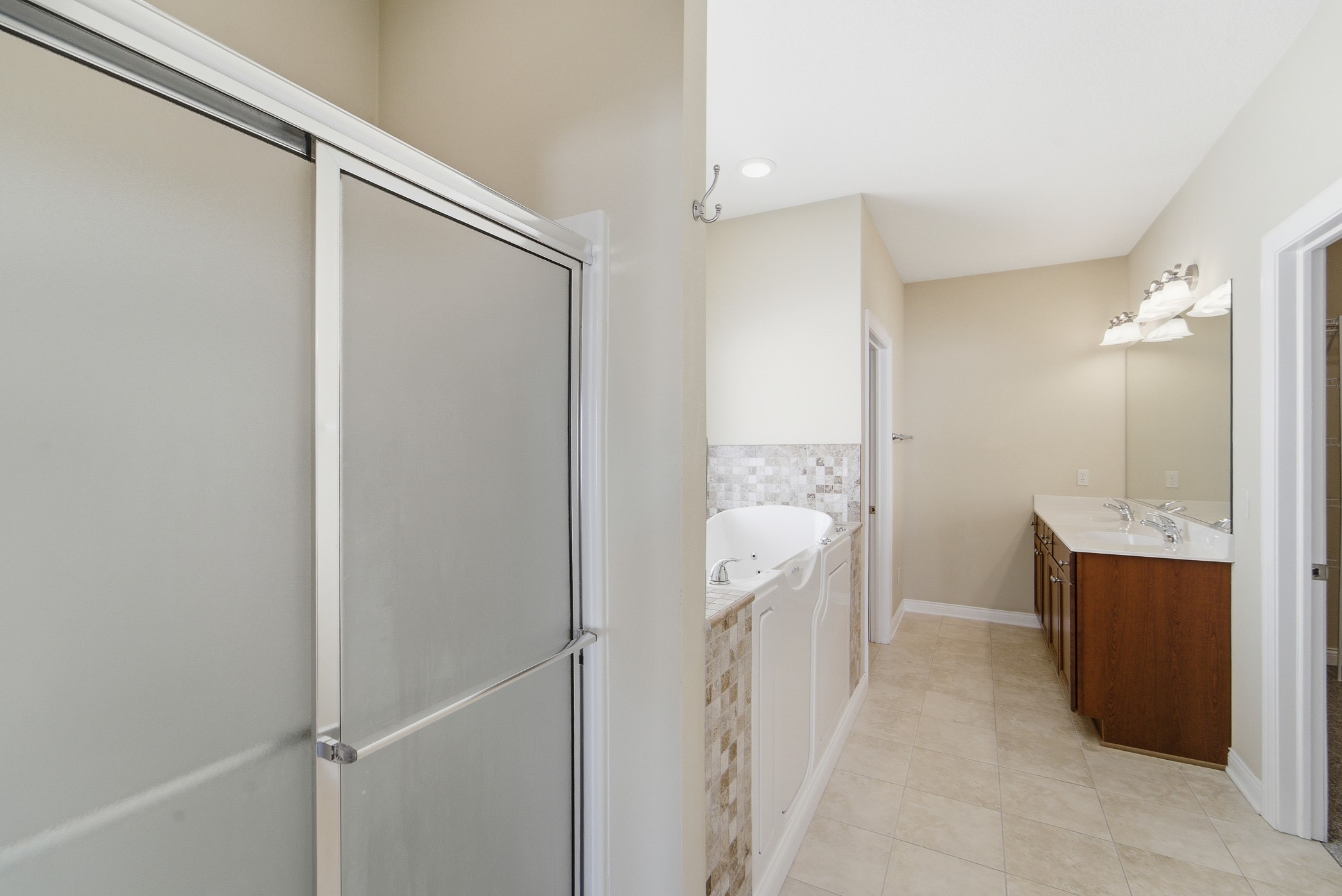 13007 Alpine Drive Property Photo 15
