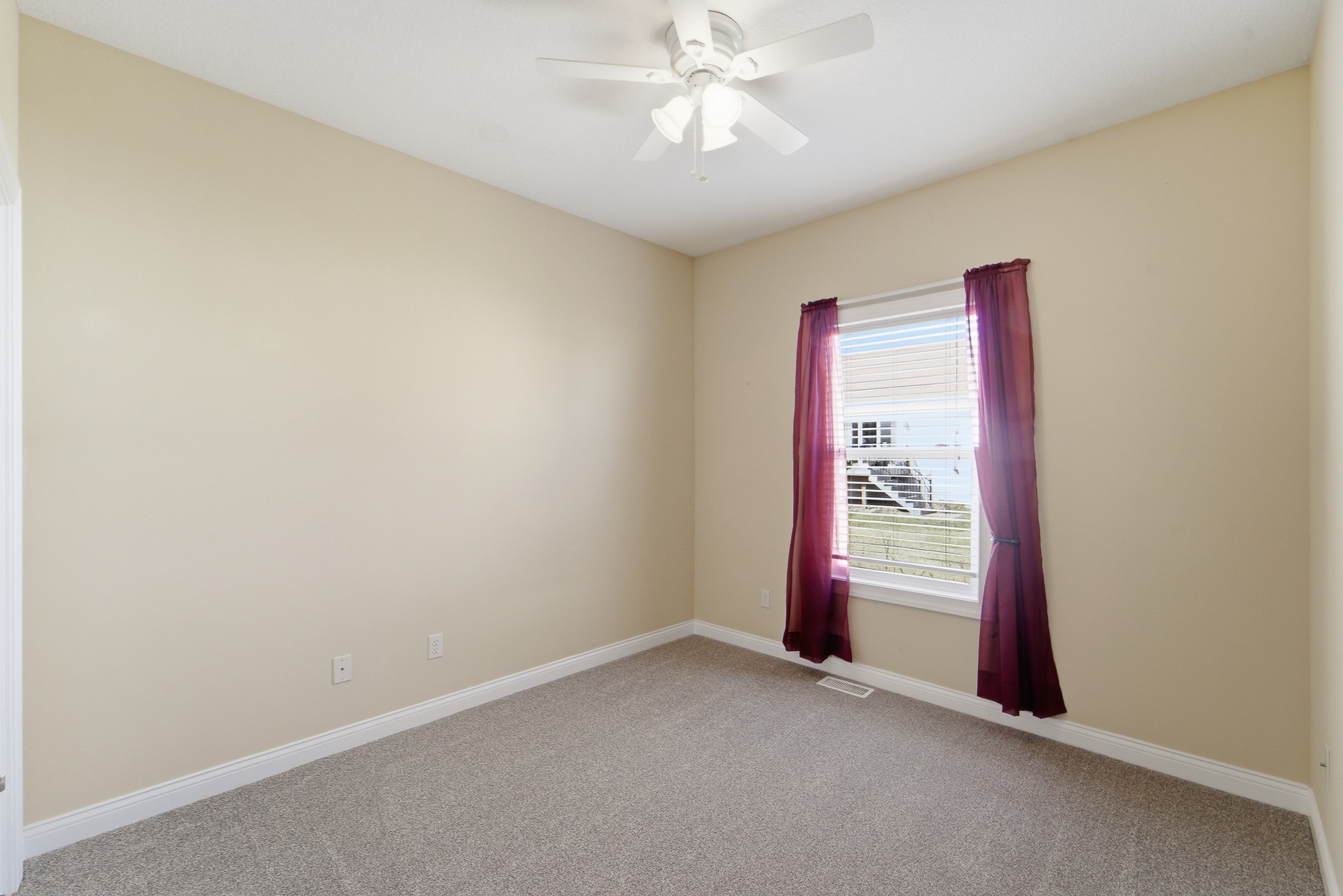 13007 Alpine Drive Property Photo 20
