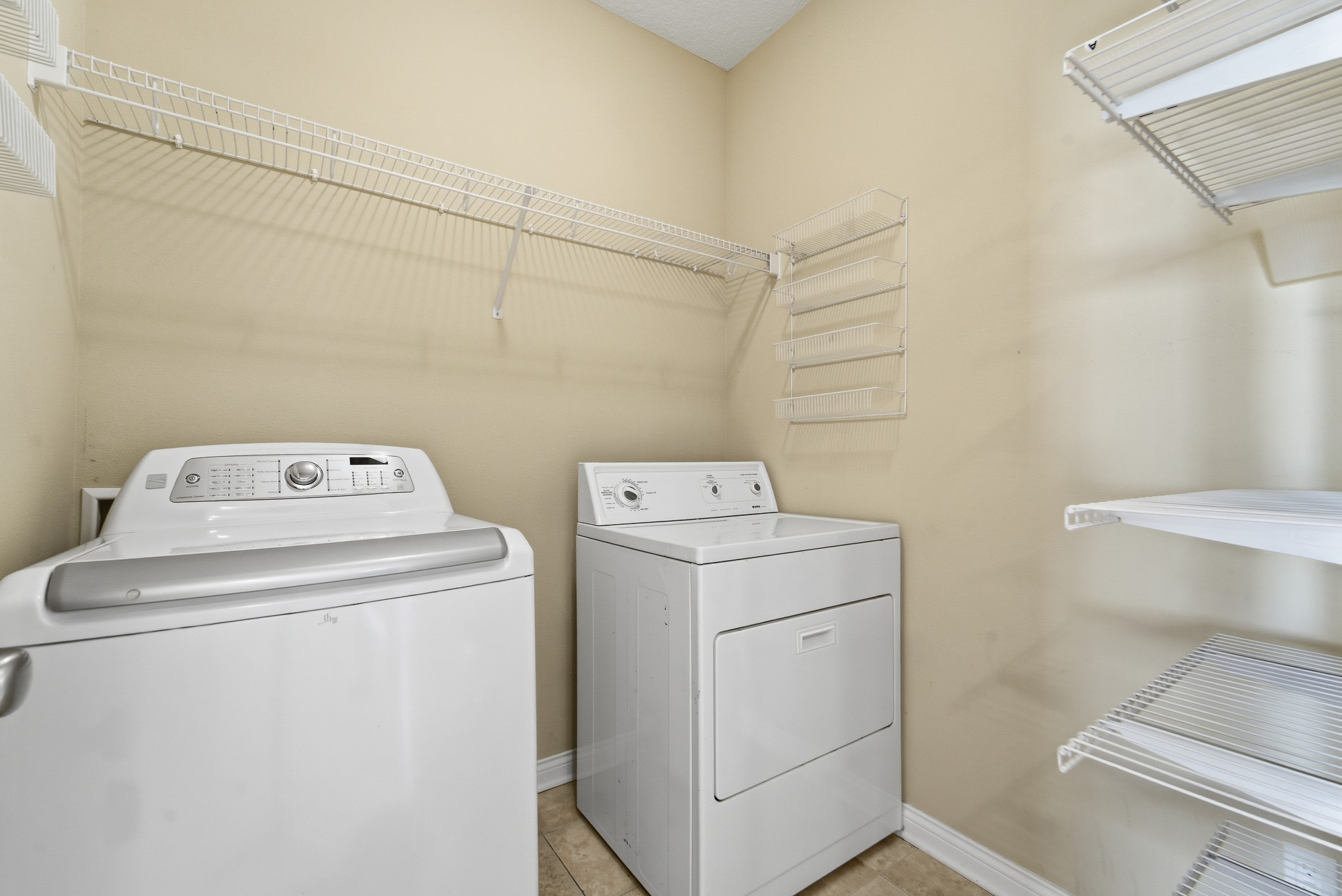 13007 Alpine Drive Property Photo 22