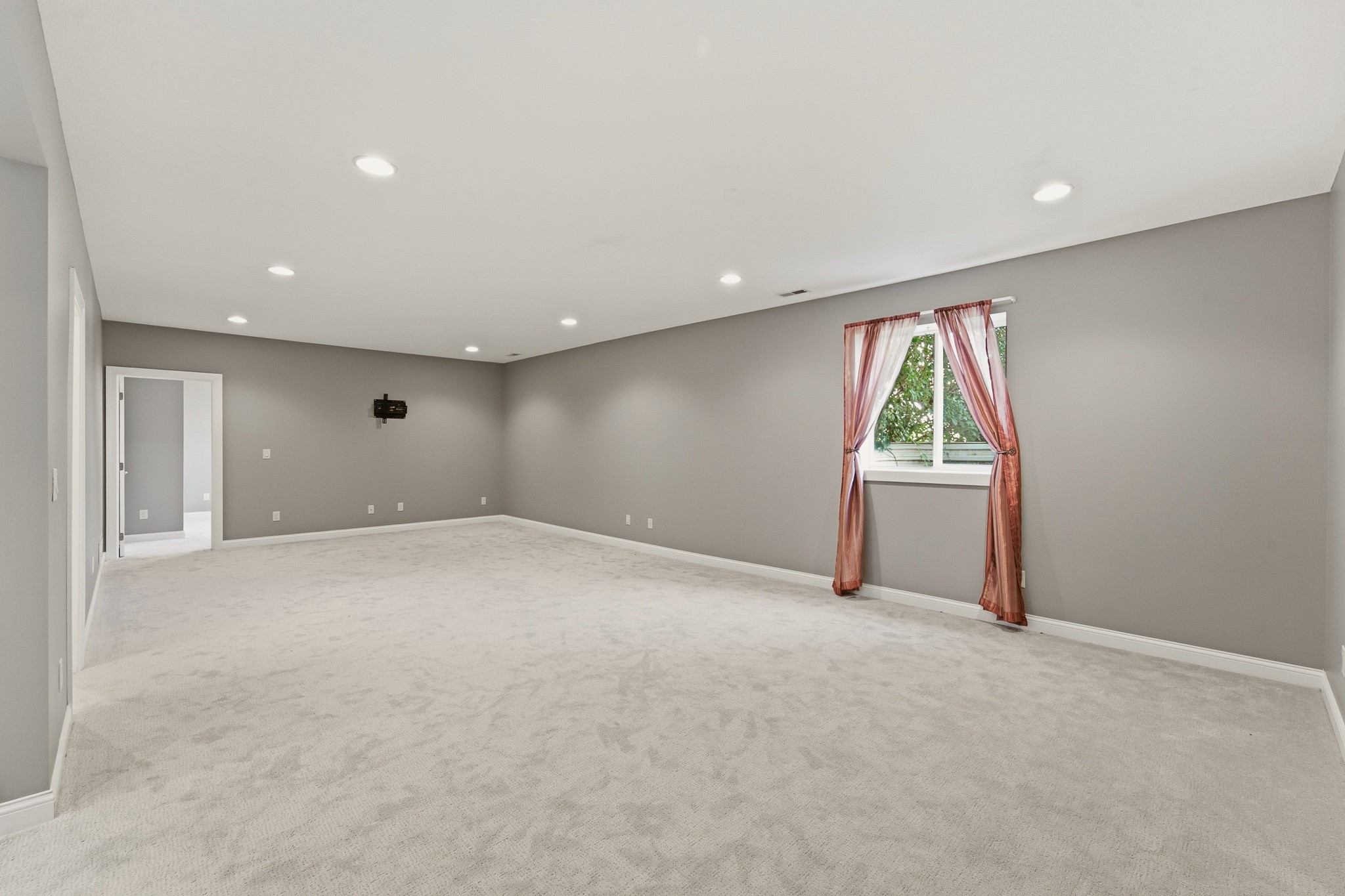 13007 Alpine Drive Property Photo 26