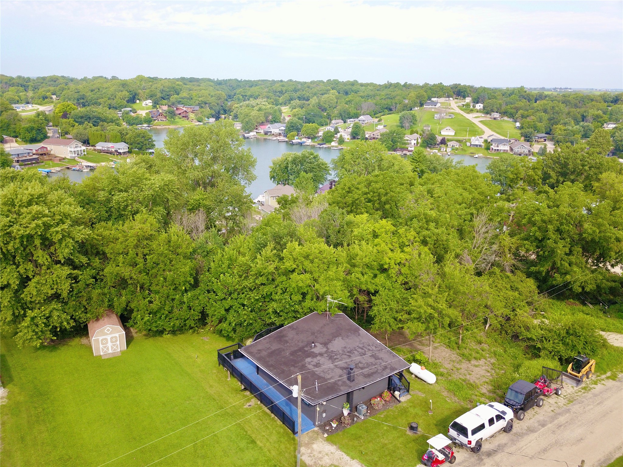1305 Holiday Lane Property Photo 18