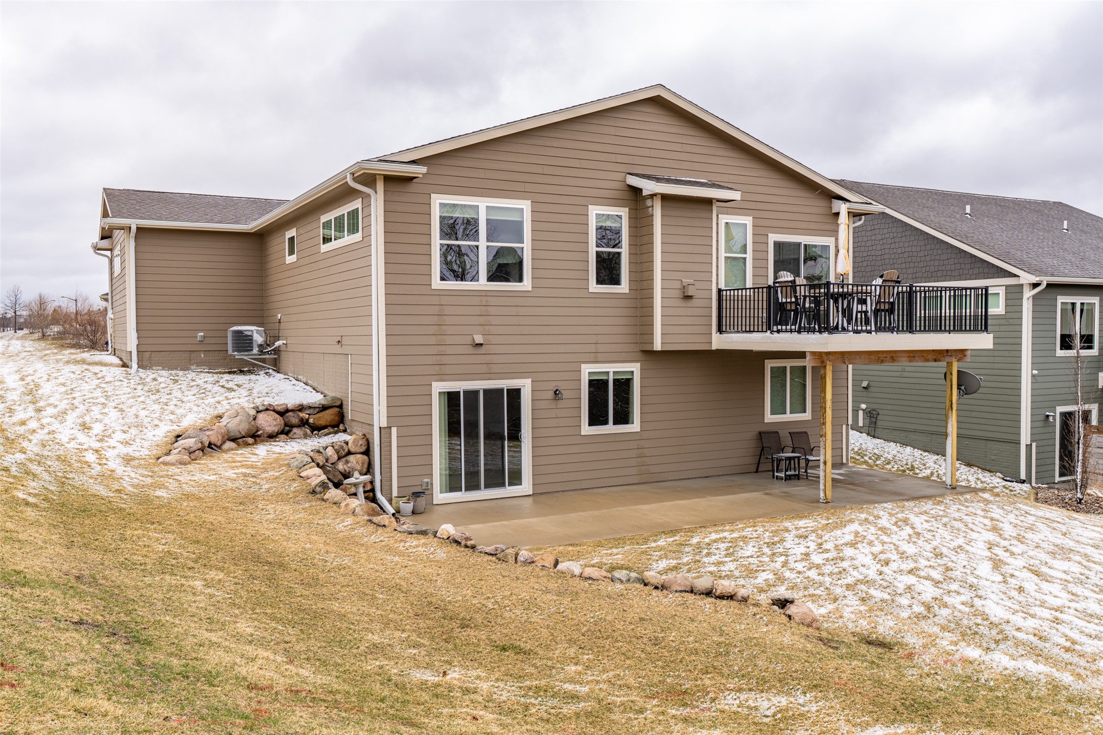 853 S Brookings Court Property Photo 4