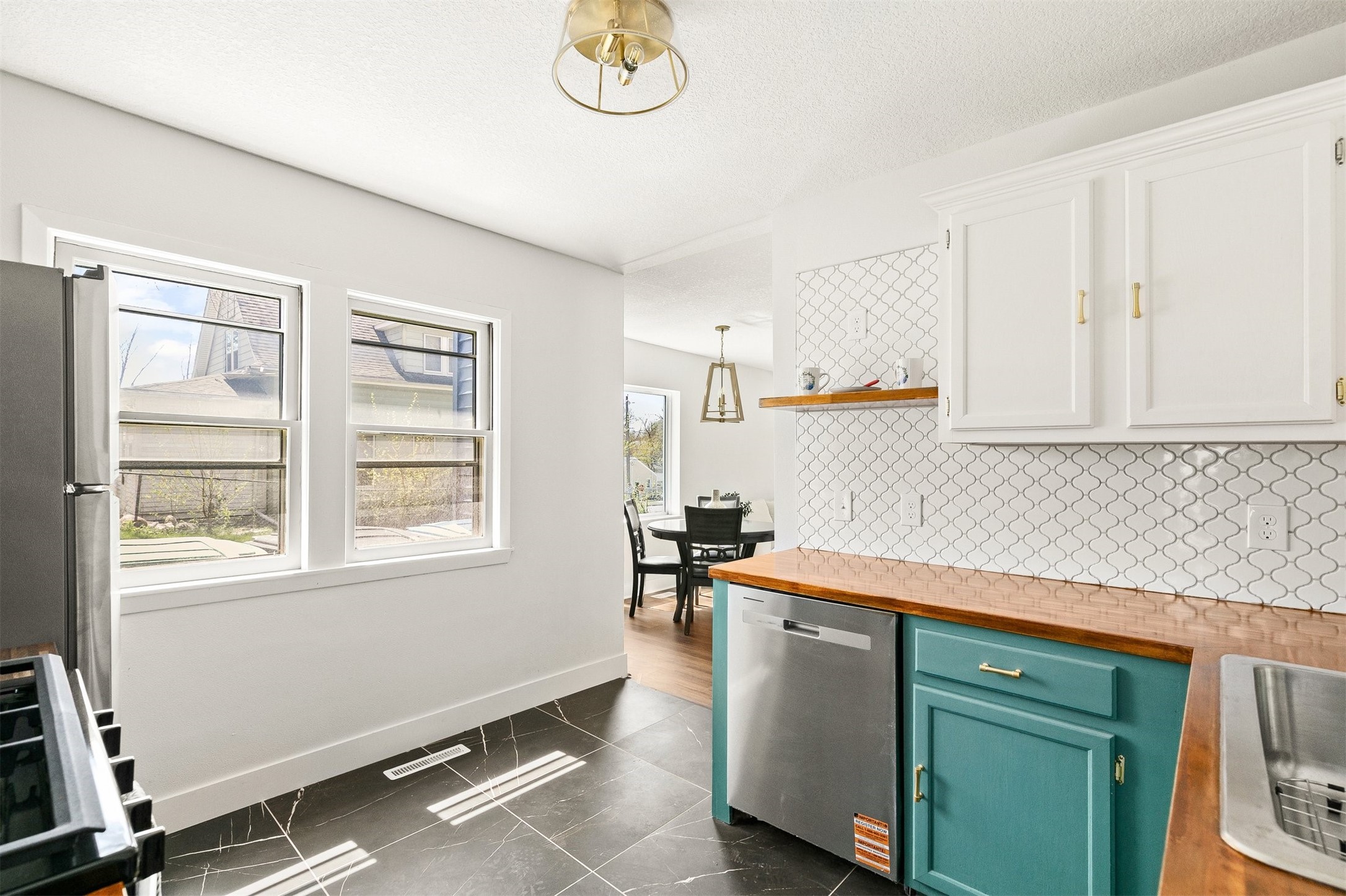 1009 27th Street Property Photo 10
