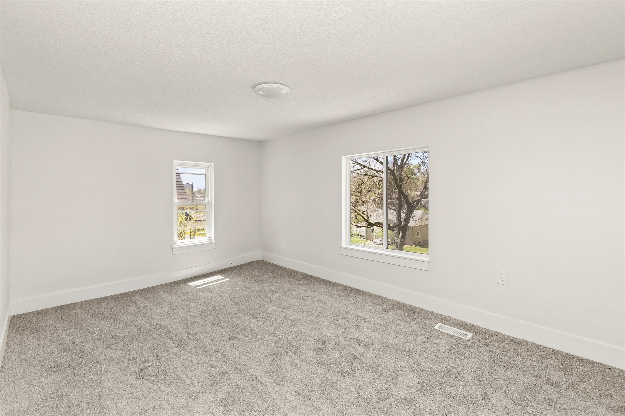 1009 27th Street Property Photo 21