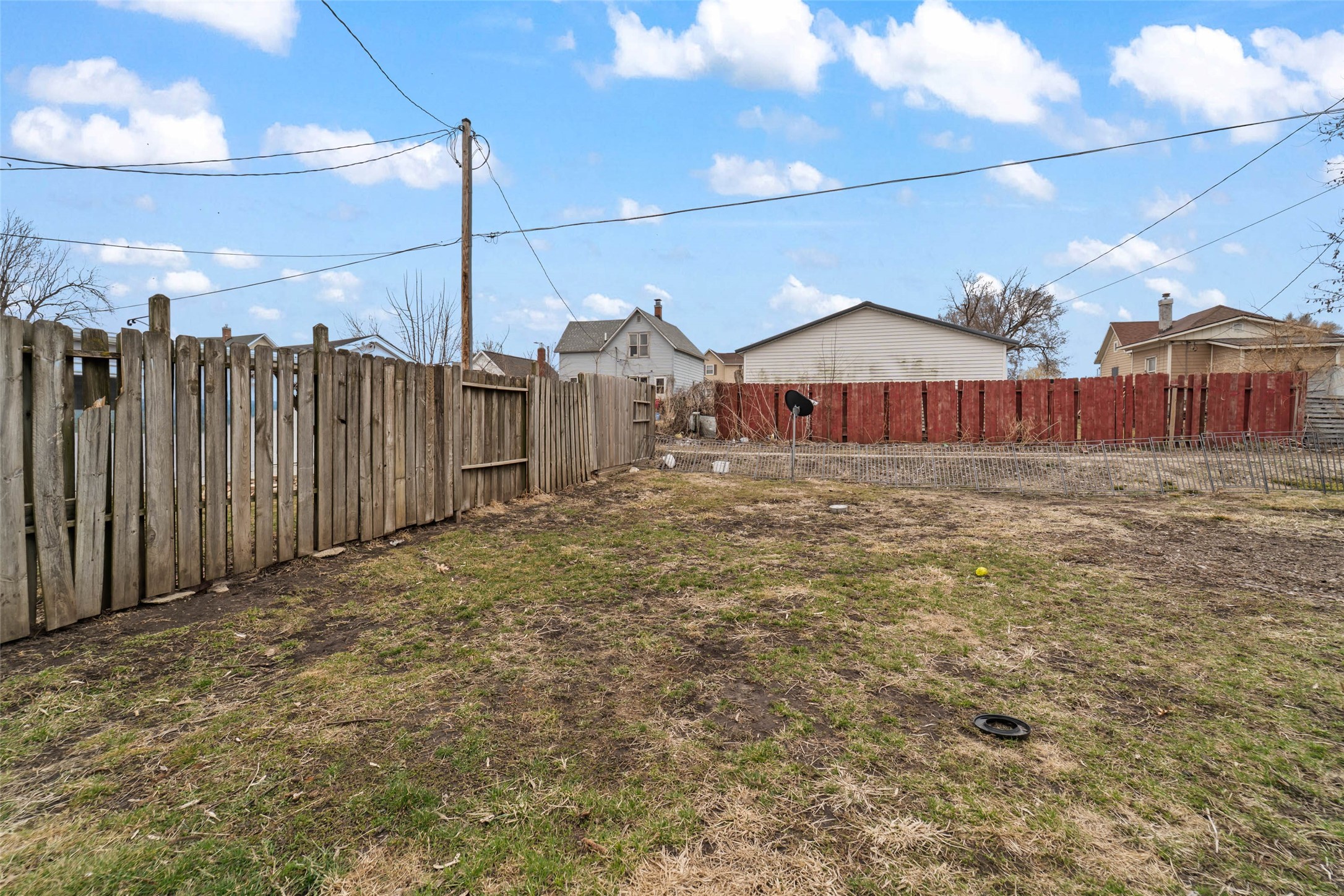 411 Swayze Street Property Photo 14