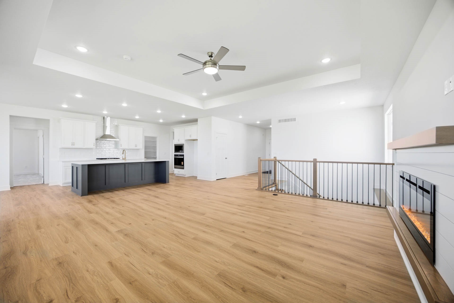 5235 172nd Street Property Photo 6