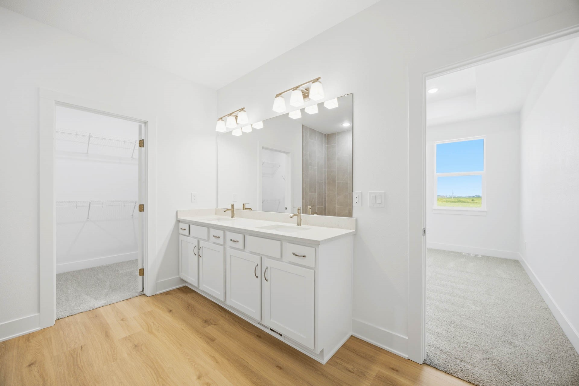5235 172nd Street Property Photo 13