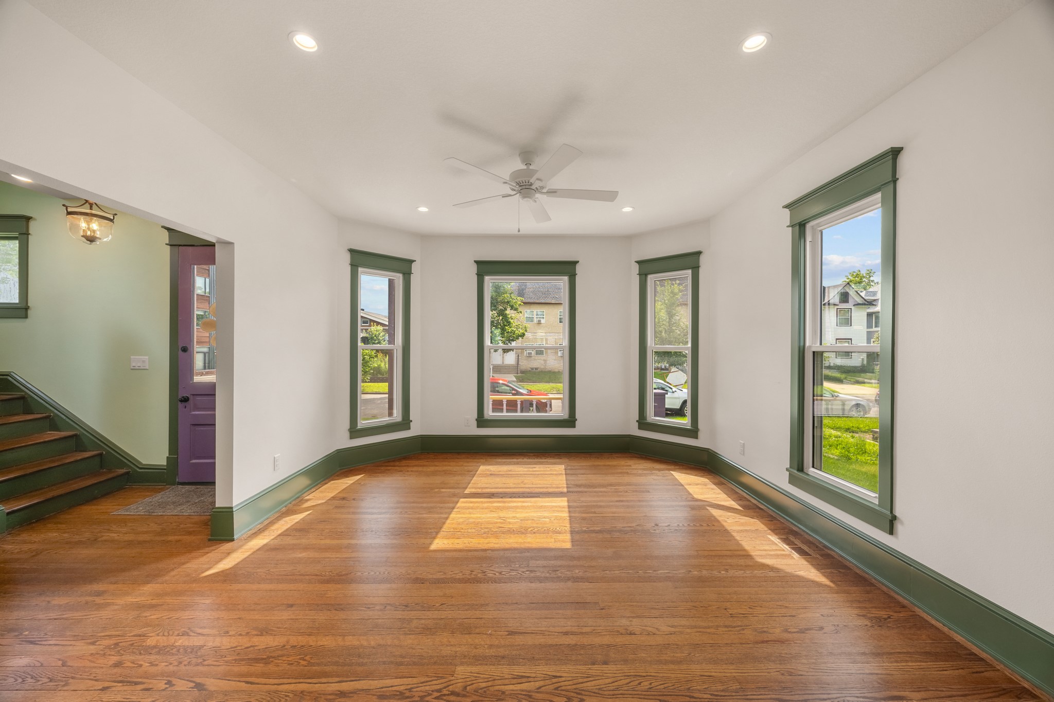 1132 26th Street Property Photo 6