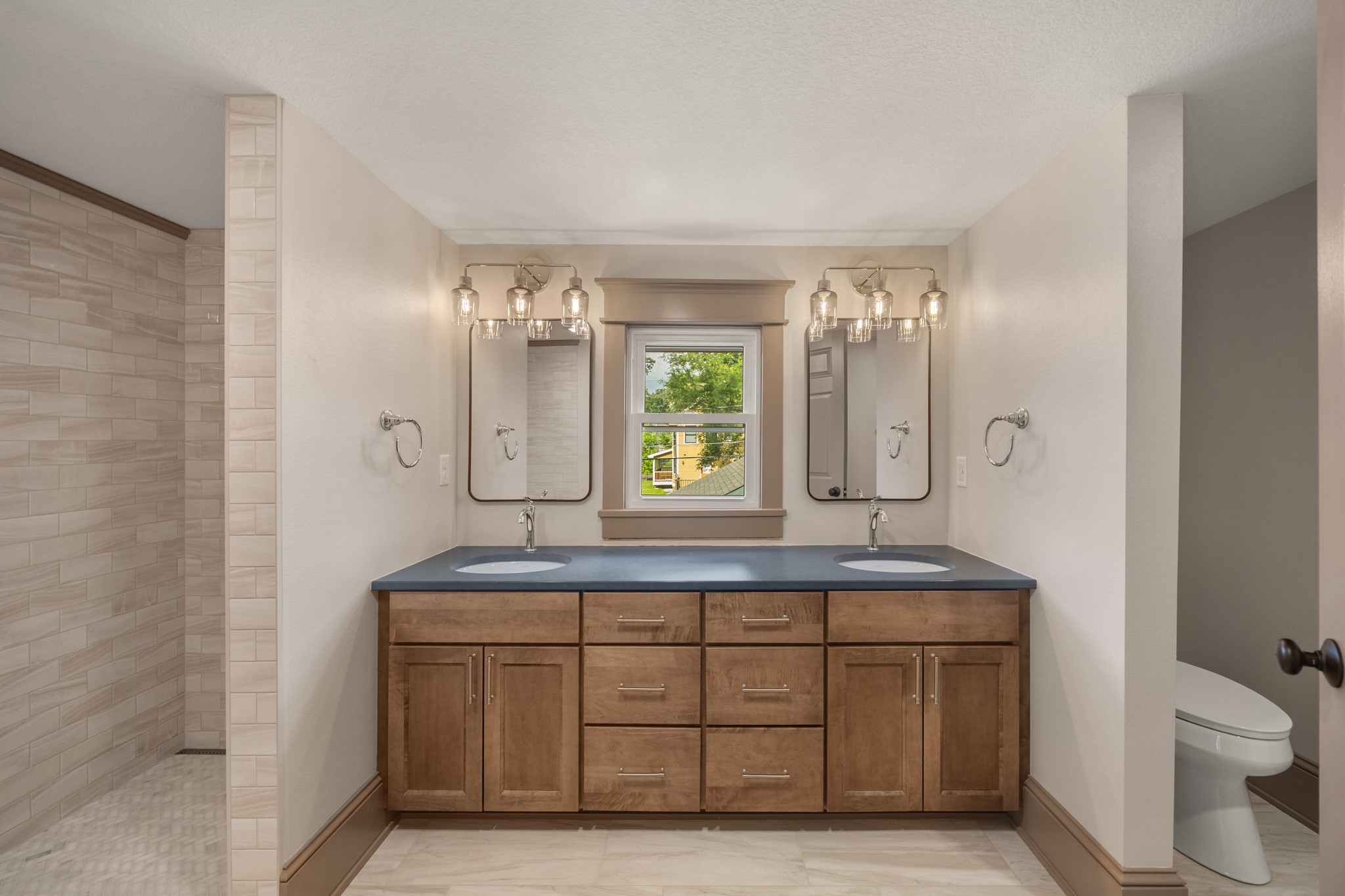 1132 26th Street Property Photo 13
