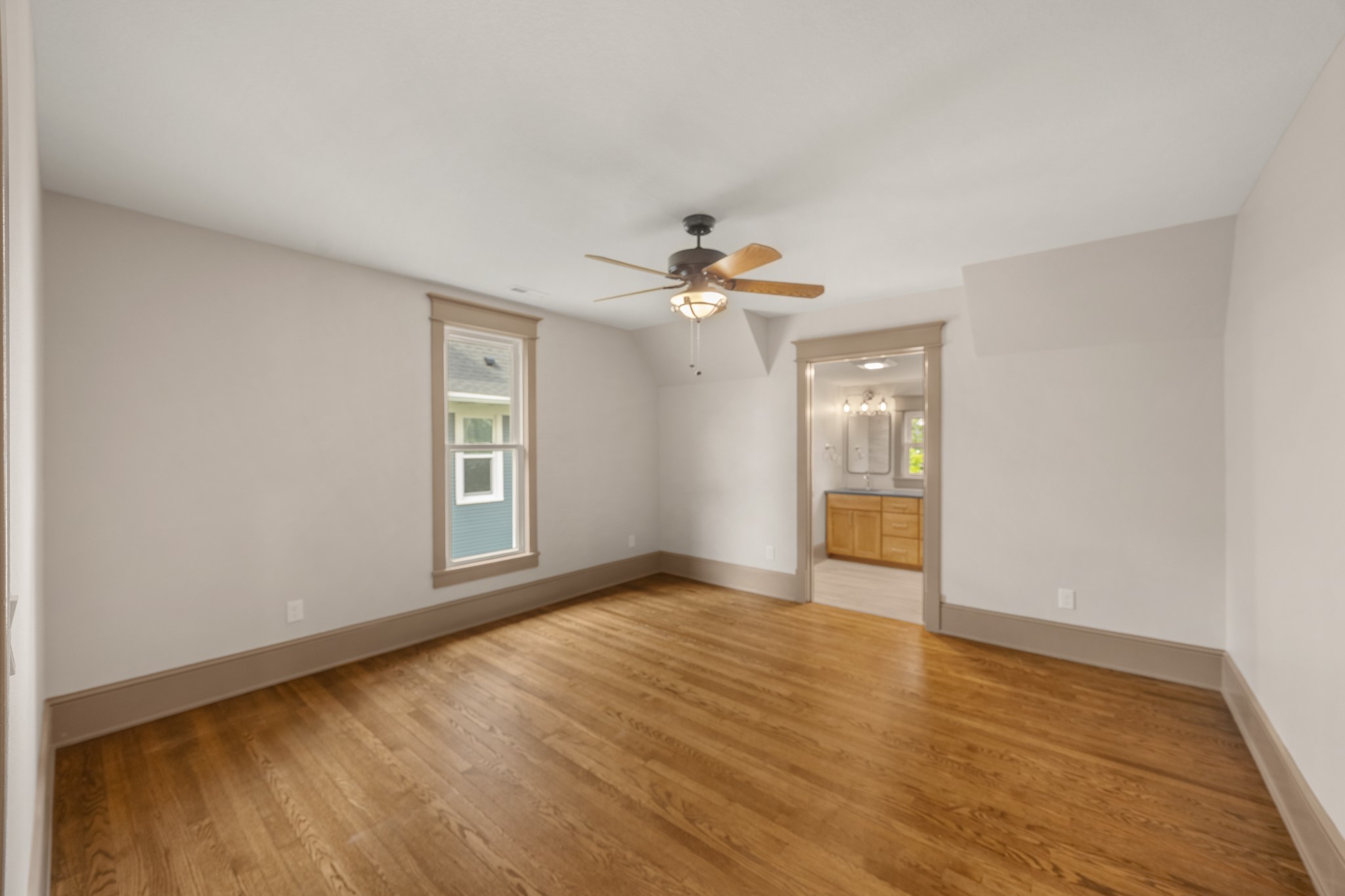 1132 26th Street Property Photo 17