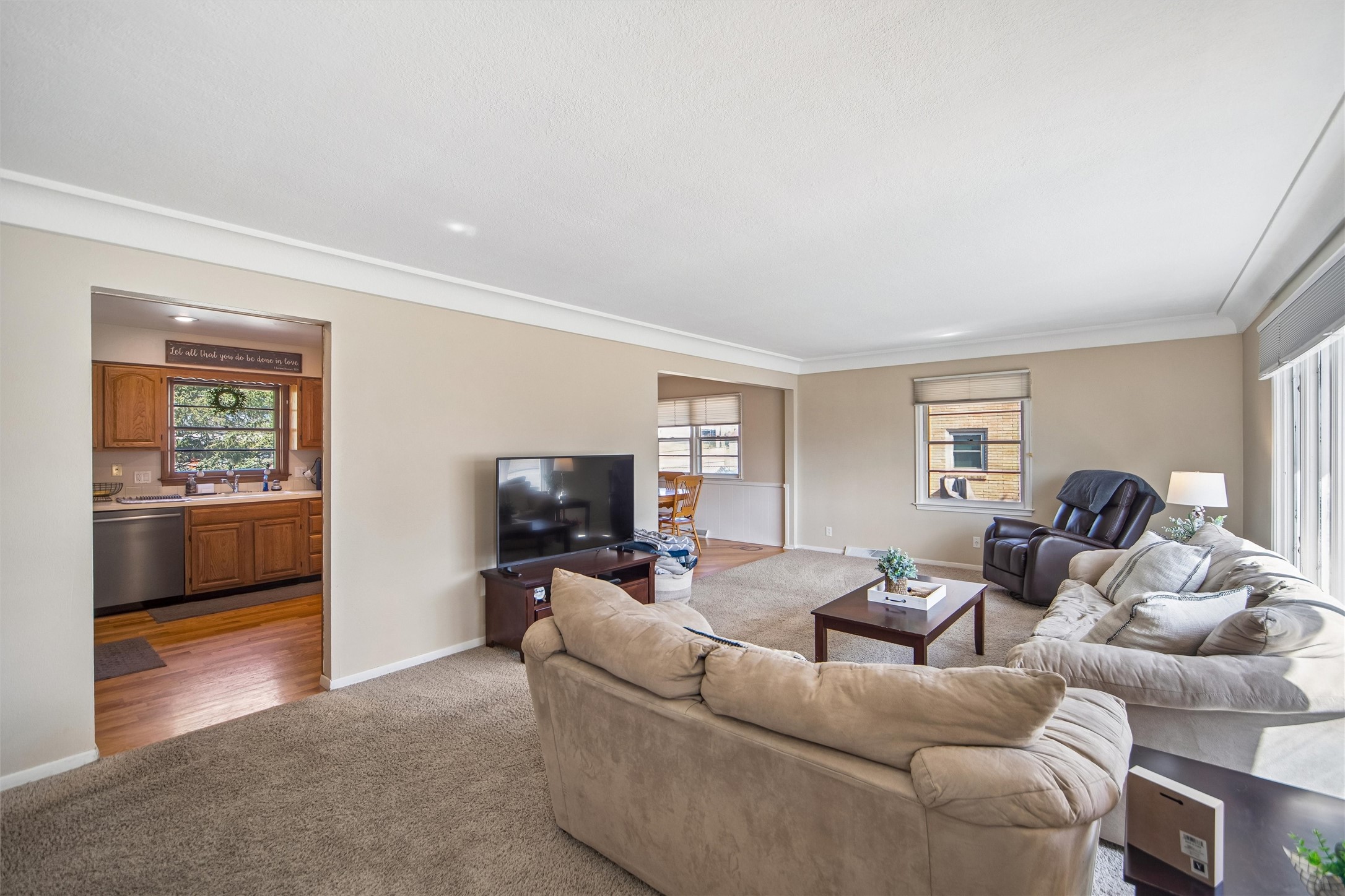 7123 Garrison Road Property Photo 3