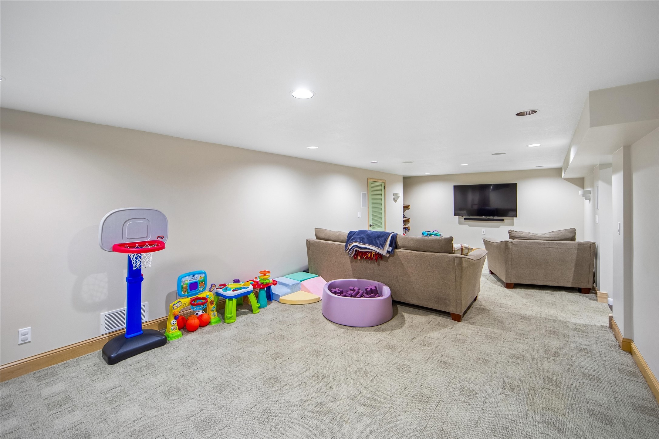 7123 Garrison Road Property Photo 14