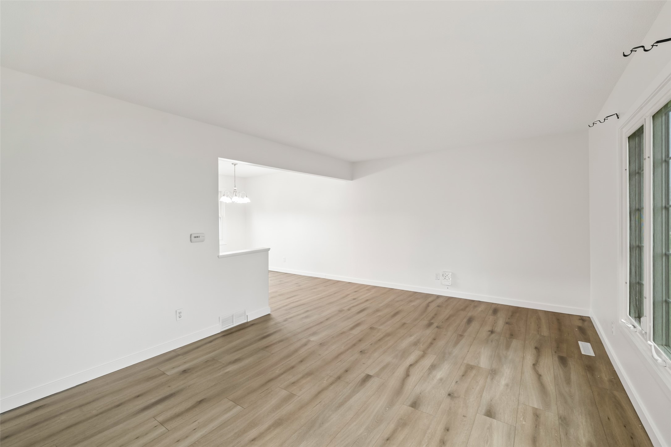 4320 54th Street Property Photo 3