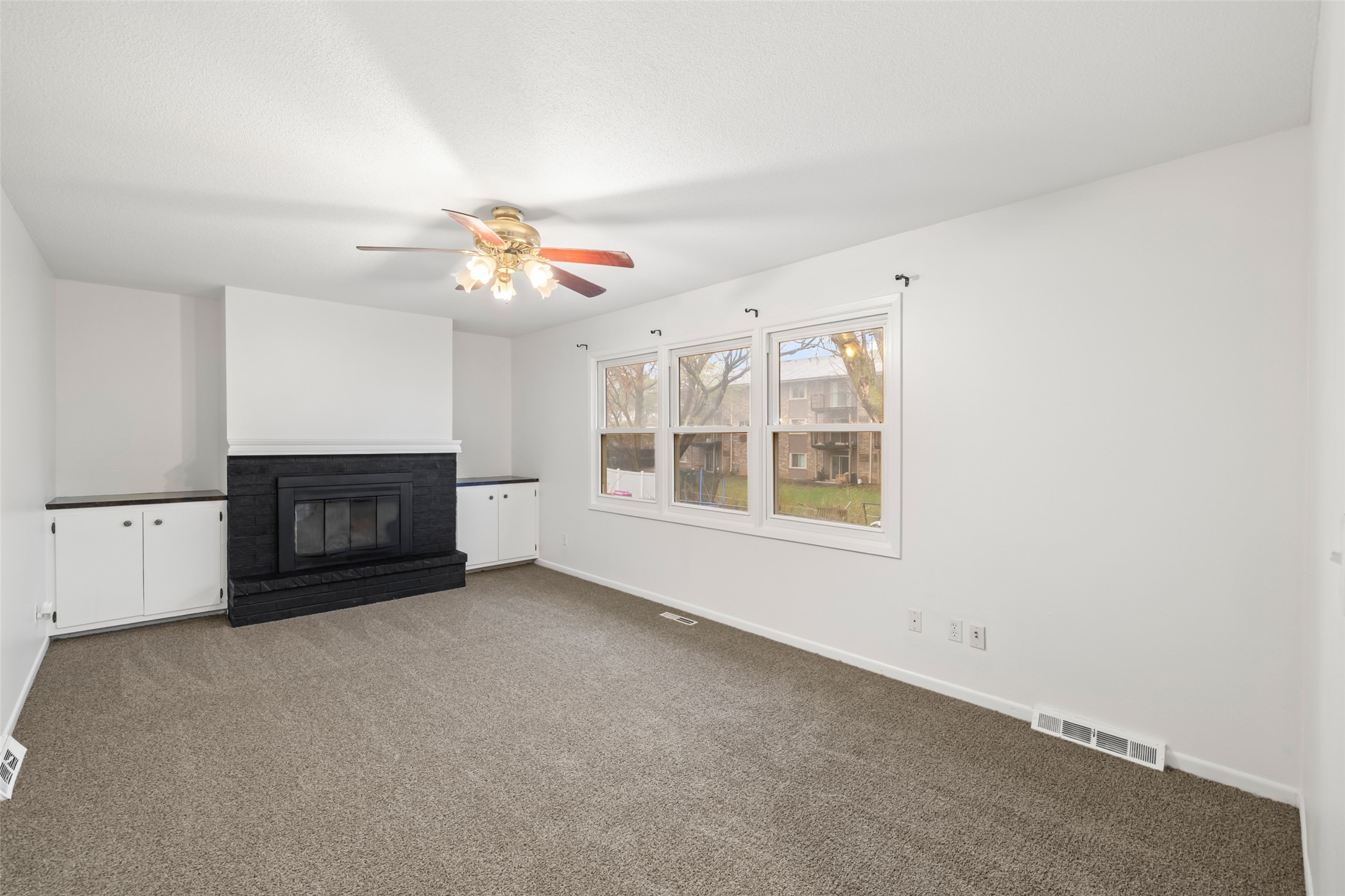 4320 54th Street Property Photo 7