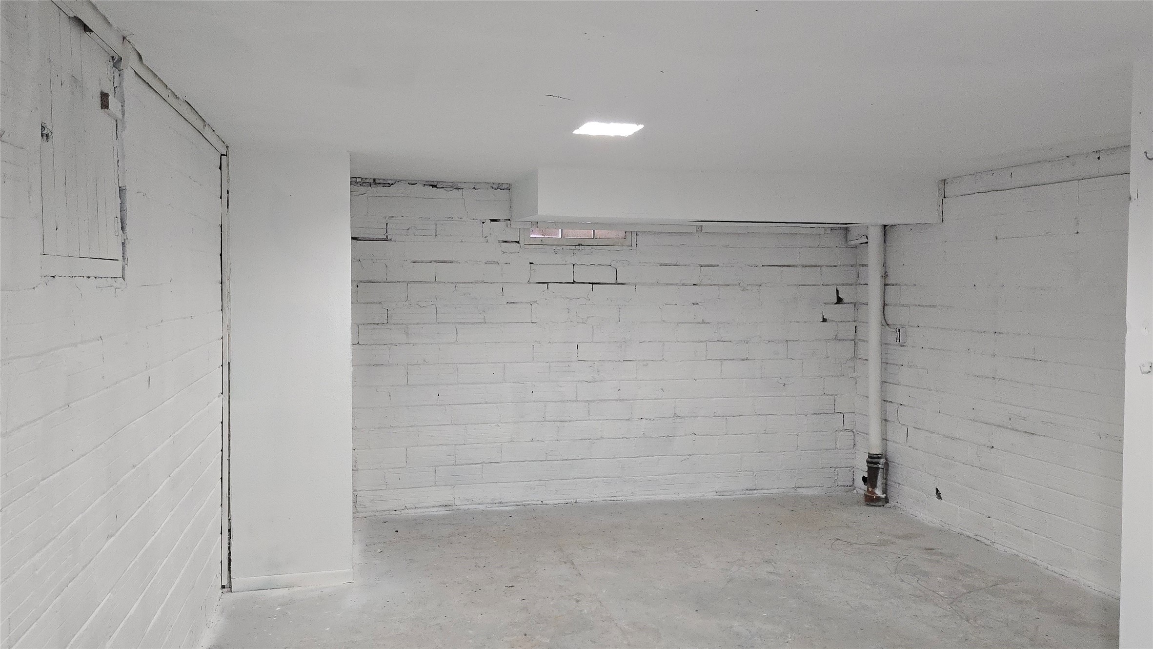 701 E 5th Street N Property Photo 17