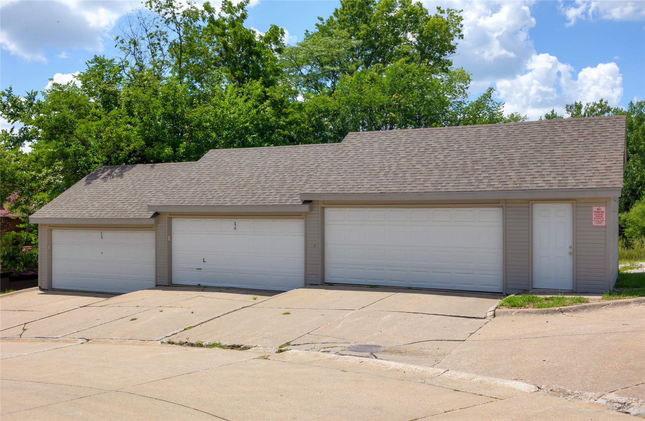 8178 Dellwood Drive Property Photo 5
