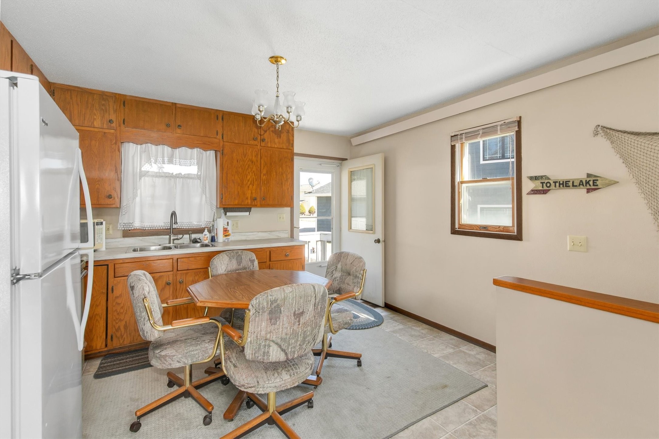 1311 Eden Circle Property Photo 8