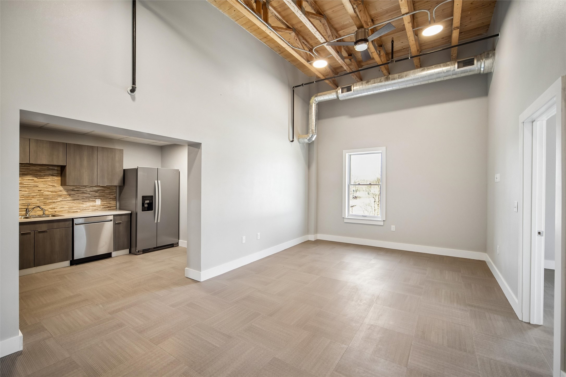 222 Water Street Property Photo 29