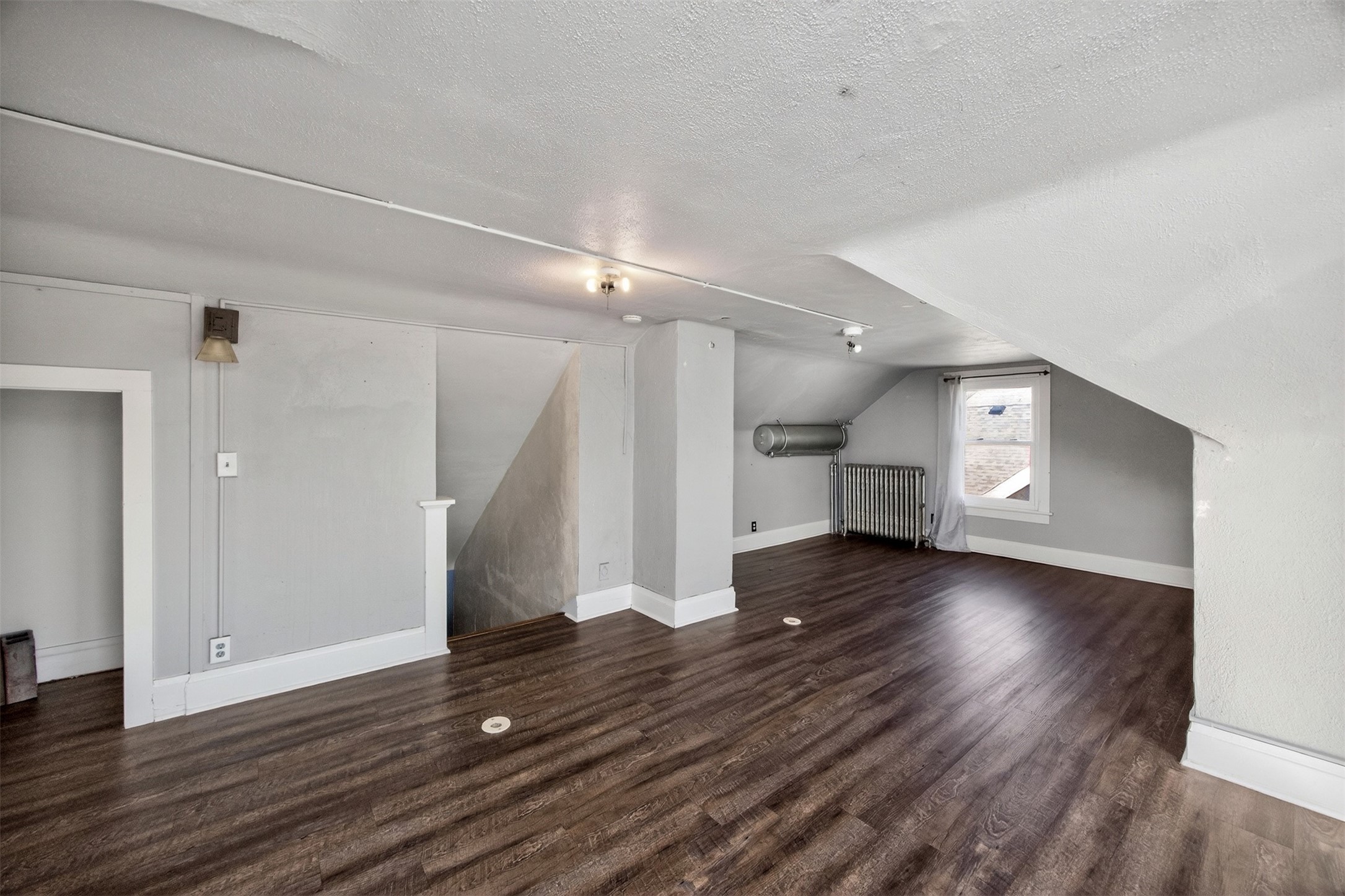 654 36th Street Property Photo 31
