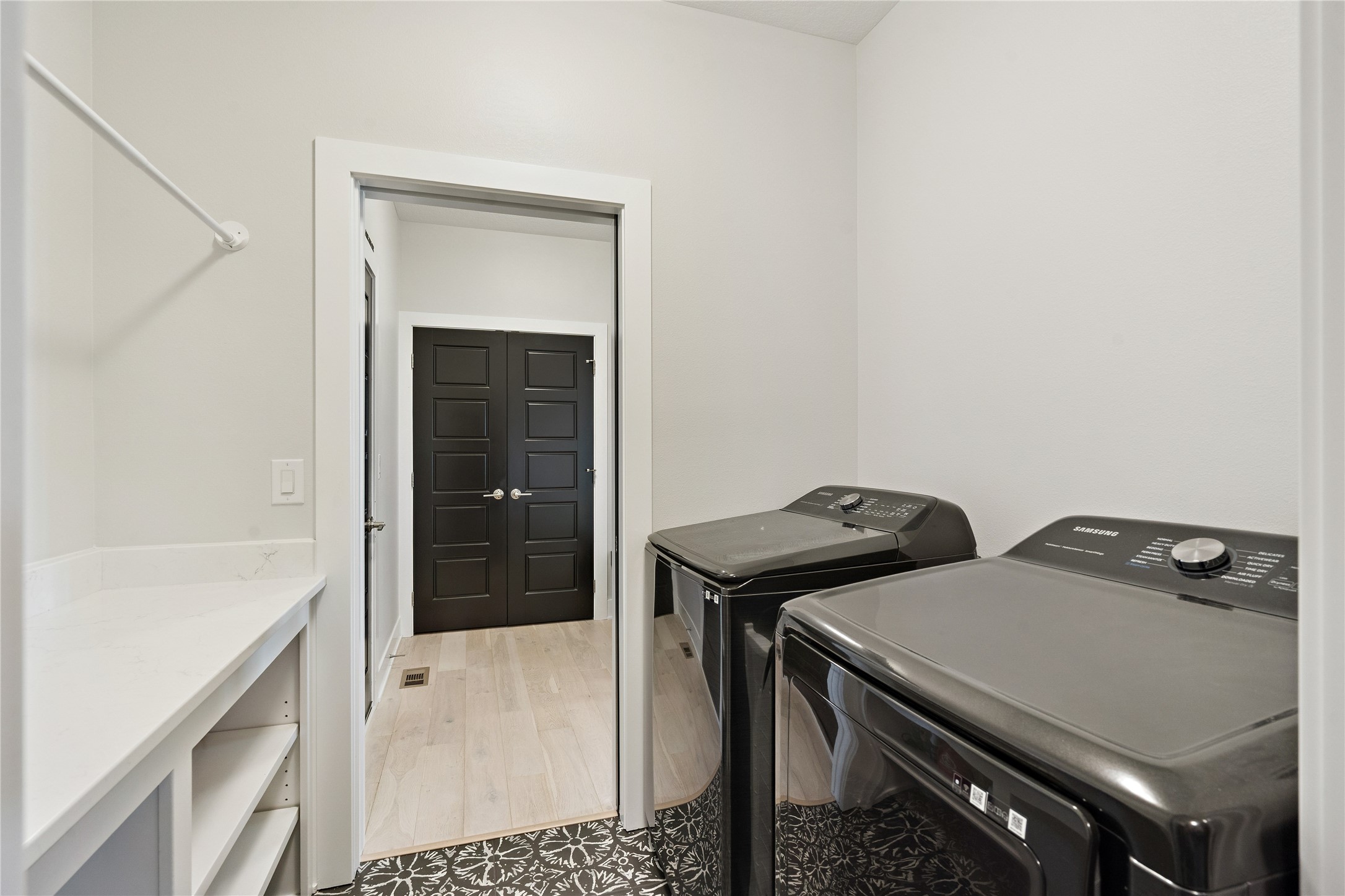 14601 Sutton Drive Property Photo 19