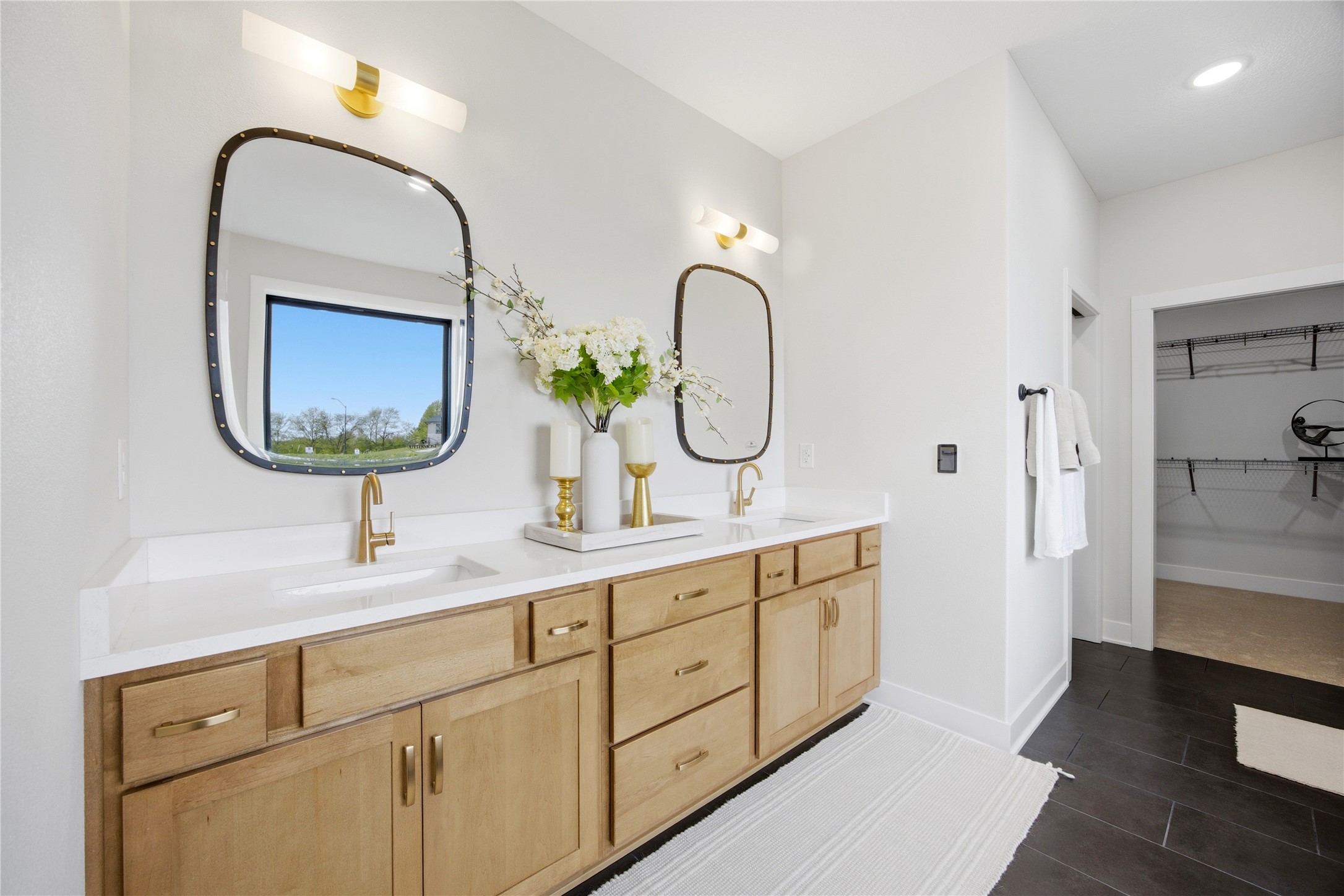 4648 173rd Street Property Photo 19
