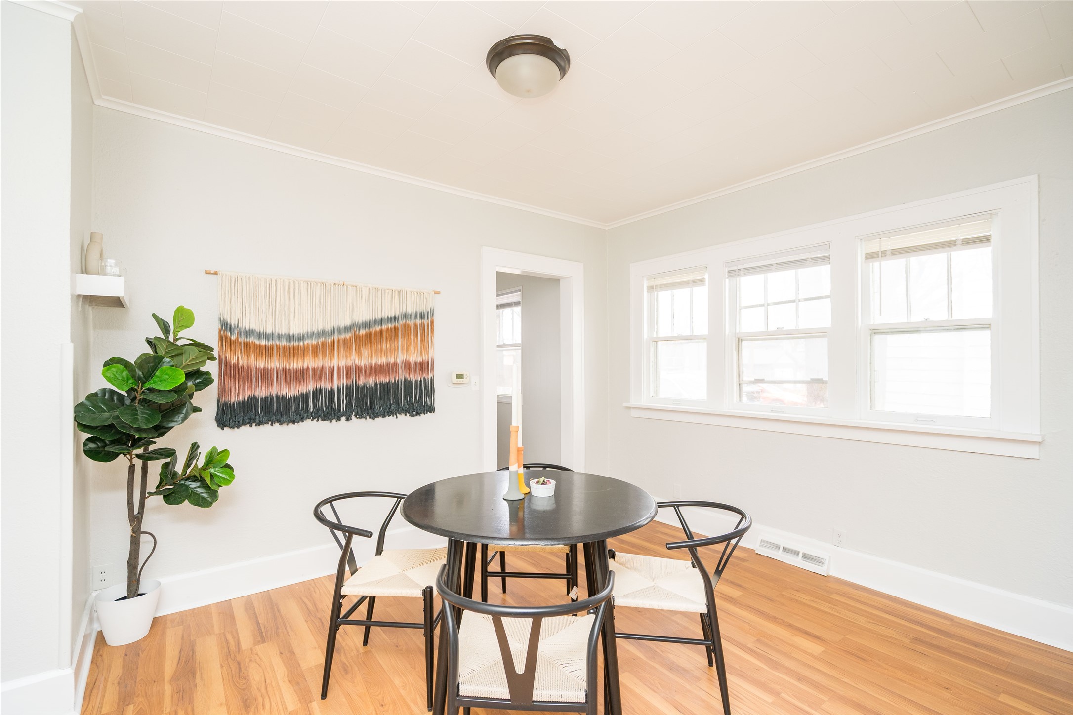1119 Euclid Avenue Property Photo 7