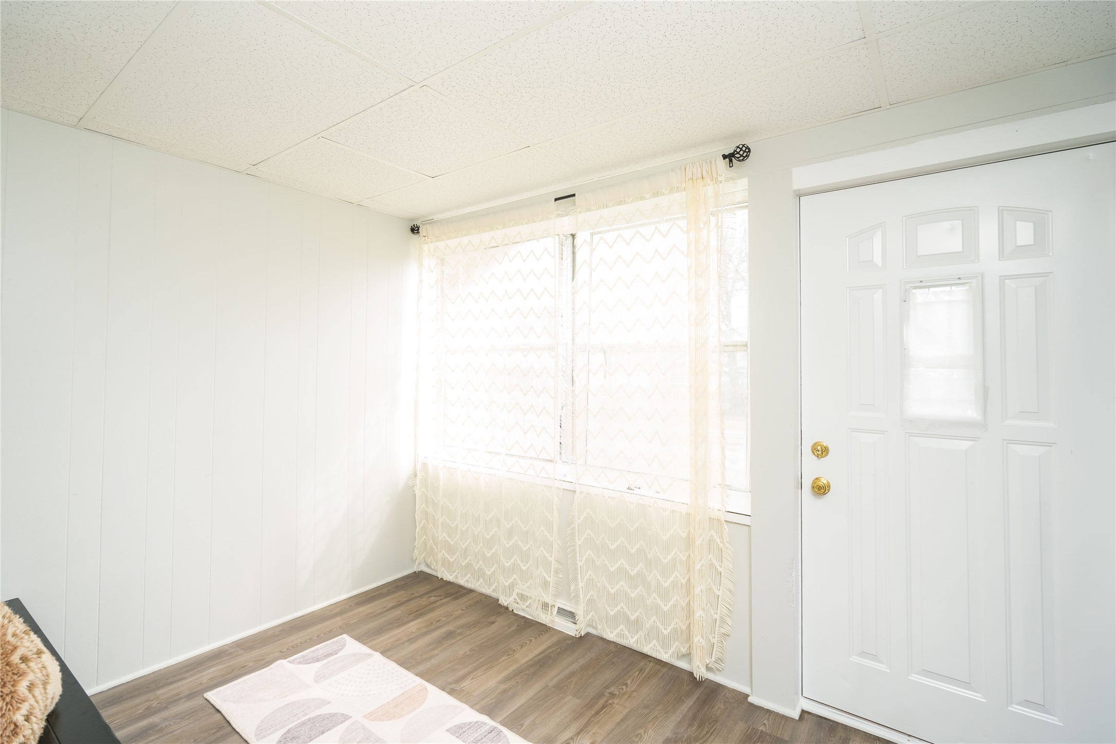1119 Euclid Avenue Property Photo 8