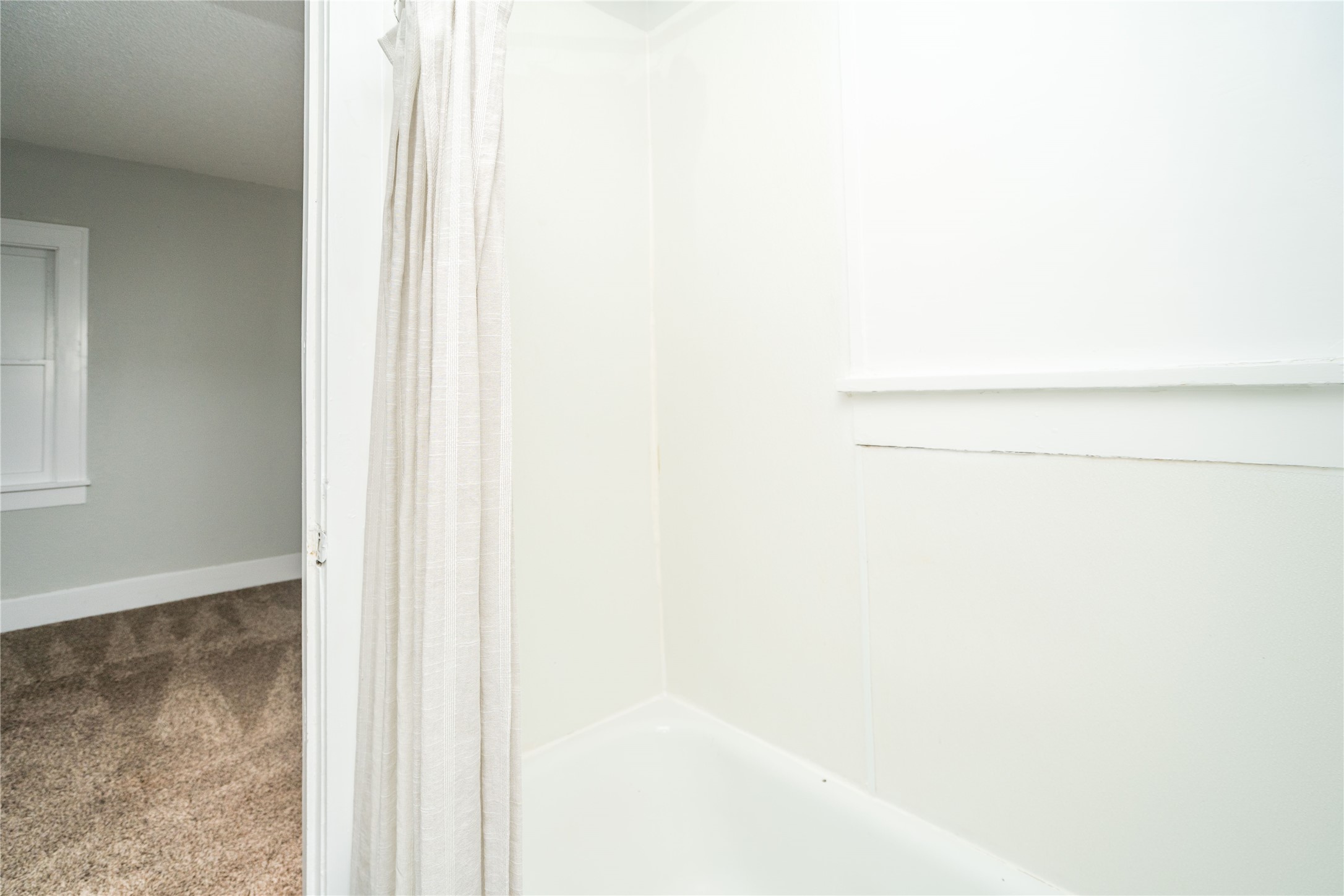 1119 Euclid Avenue Property Photo 16