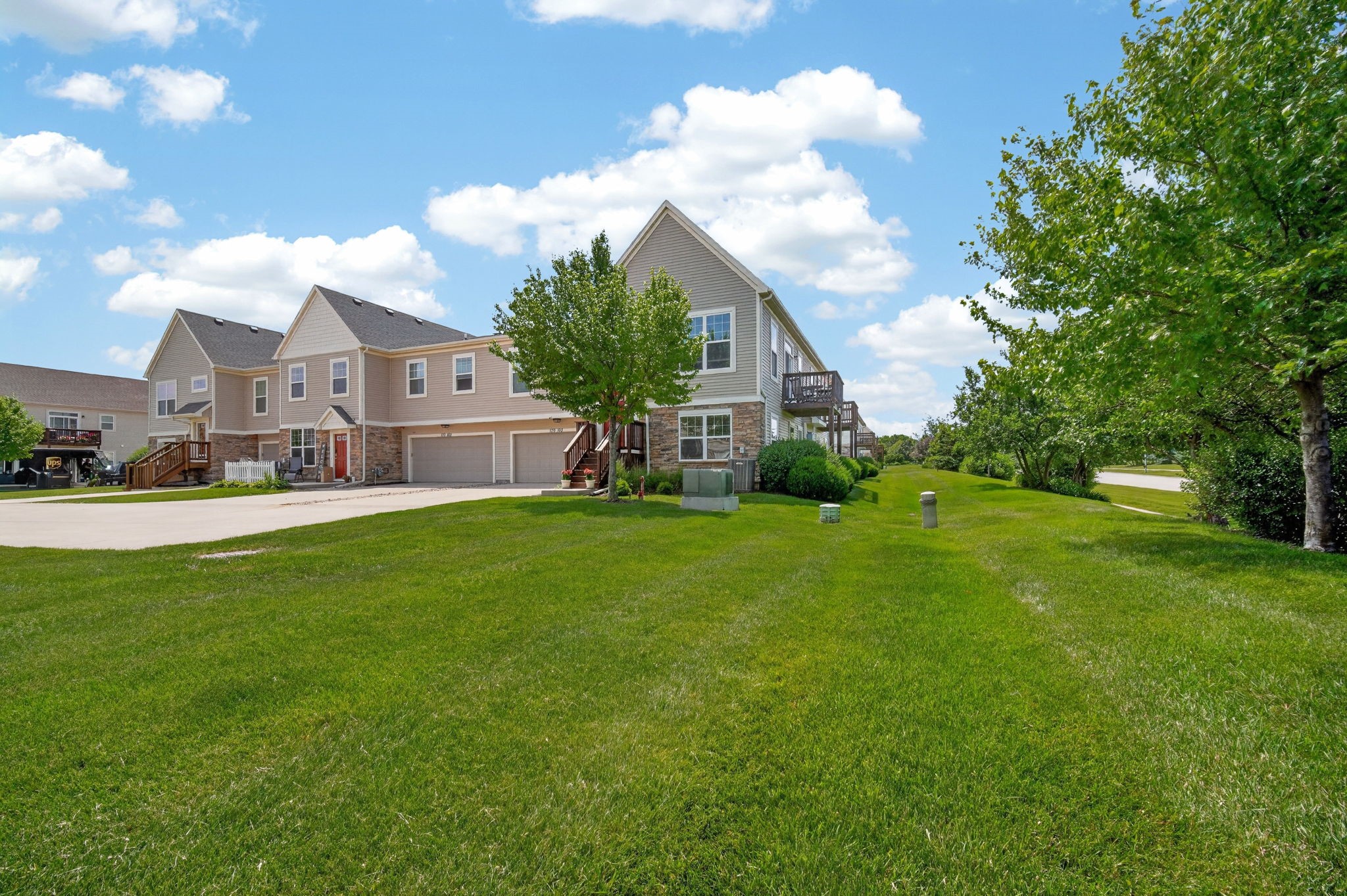 170 80th Street 103 Property Photo 3