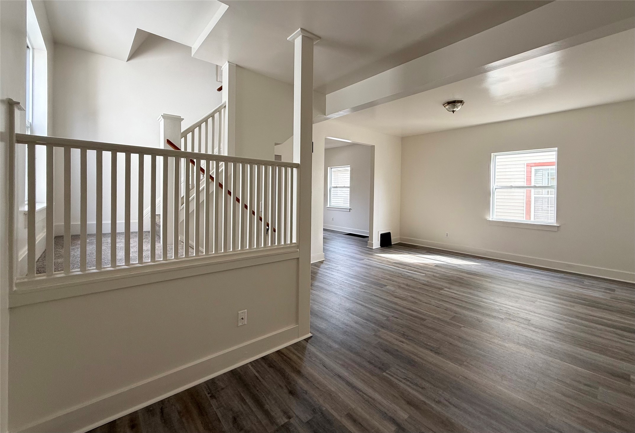 1435 4th Street Property Photo 4