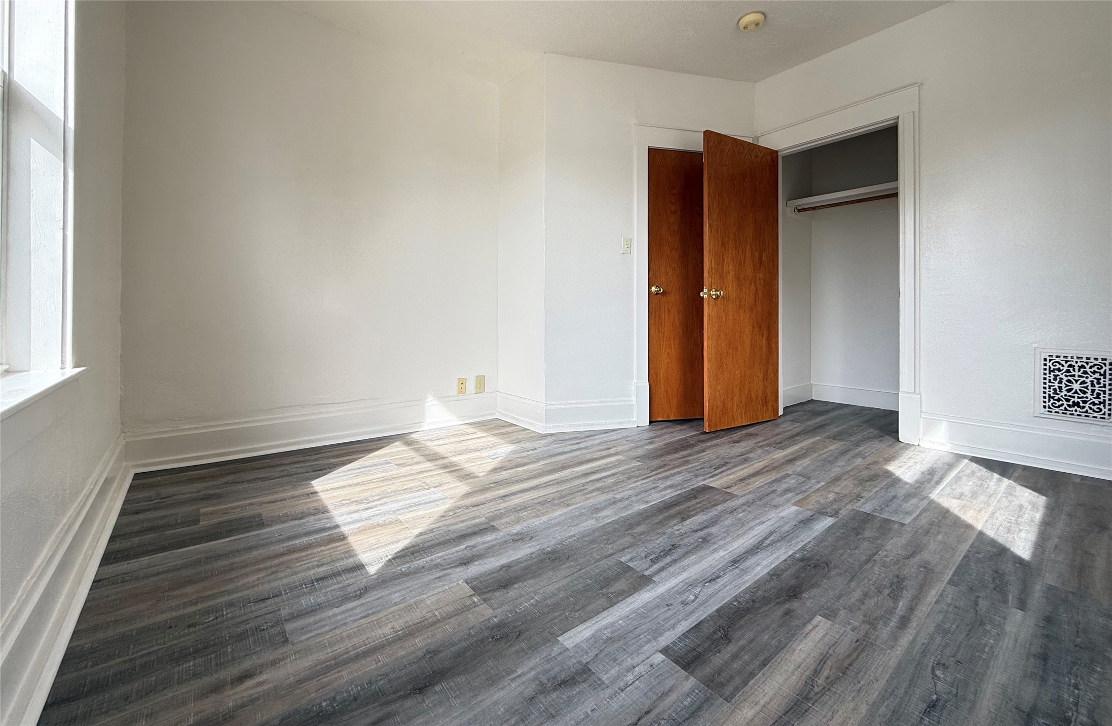 1435 4th Street Property Photo 13