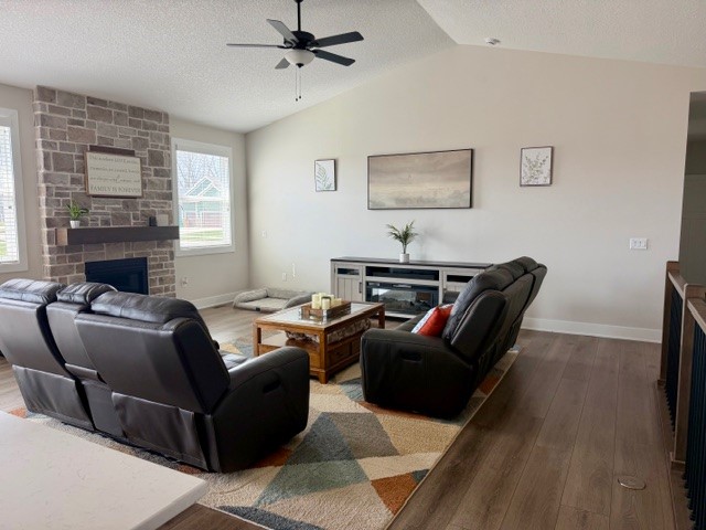 3012 Crest View Circle Property Photo 6
