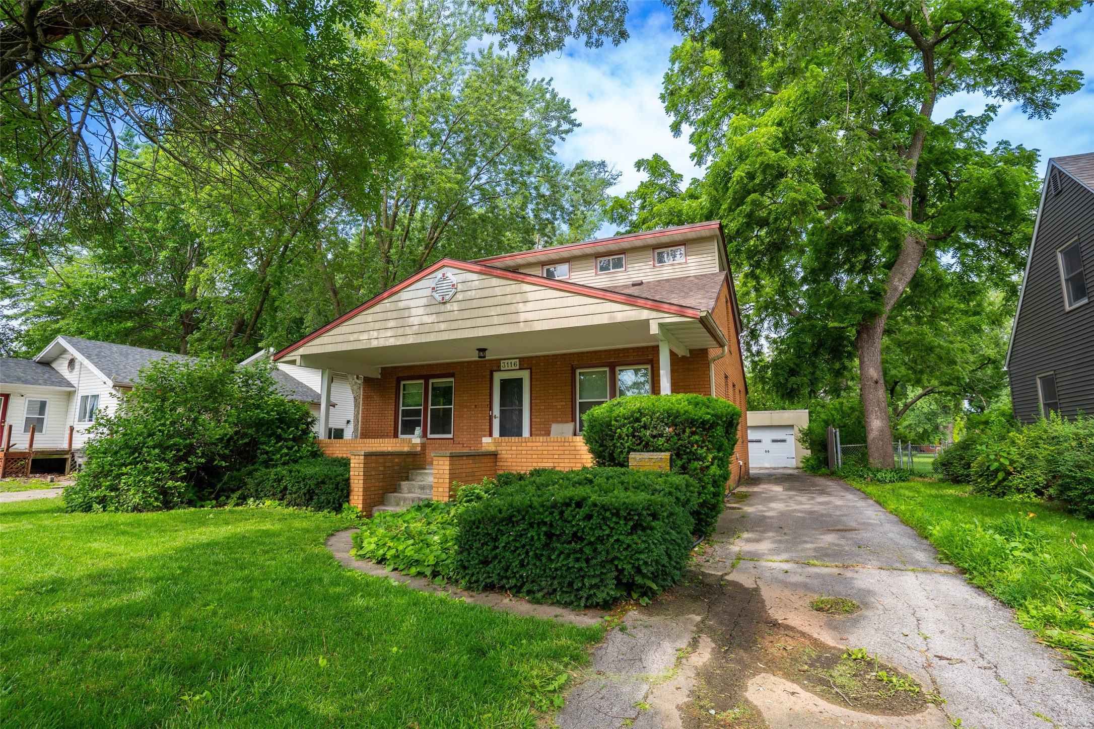 3116 52nd Street Property Photo 1