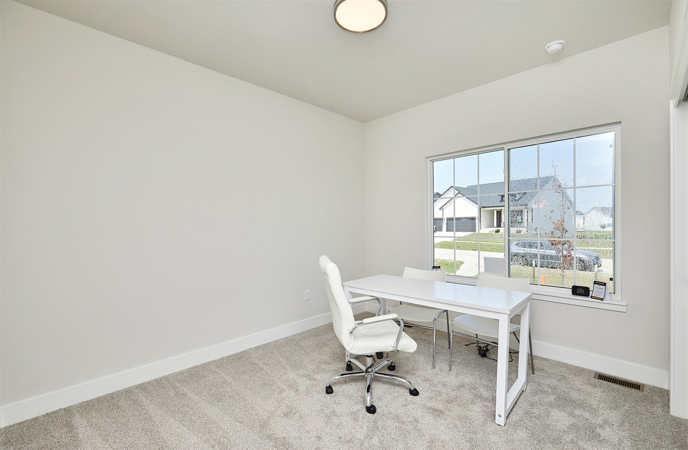9846 Watermeadow Circle Property Photo 7