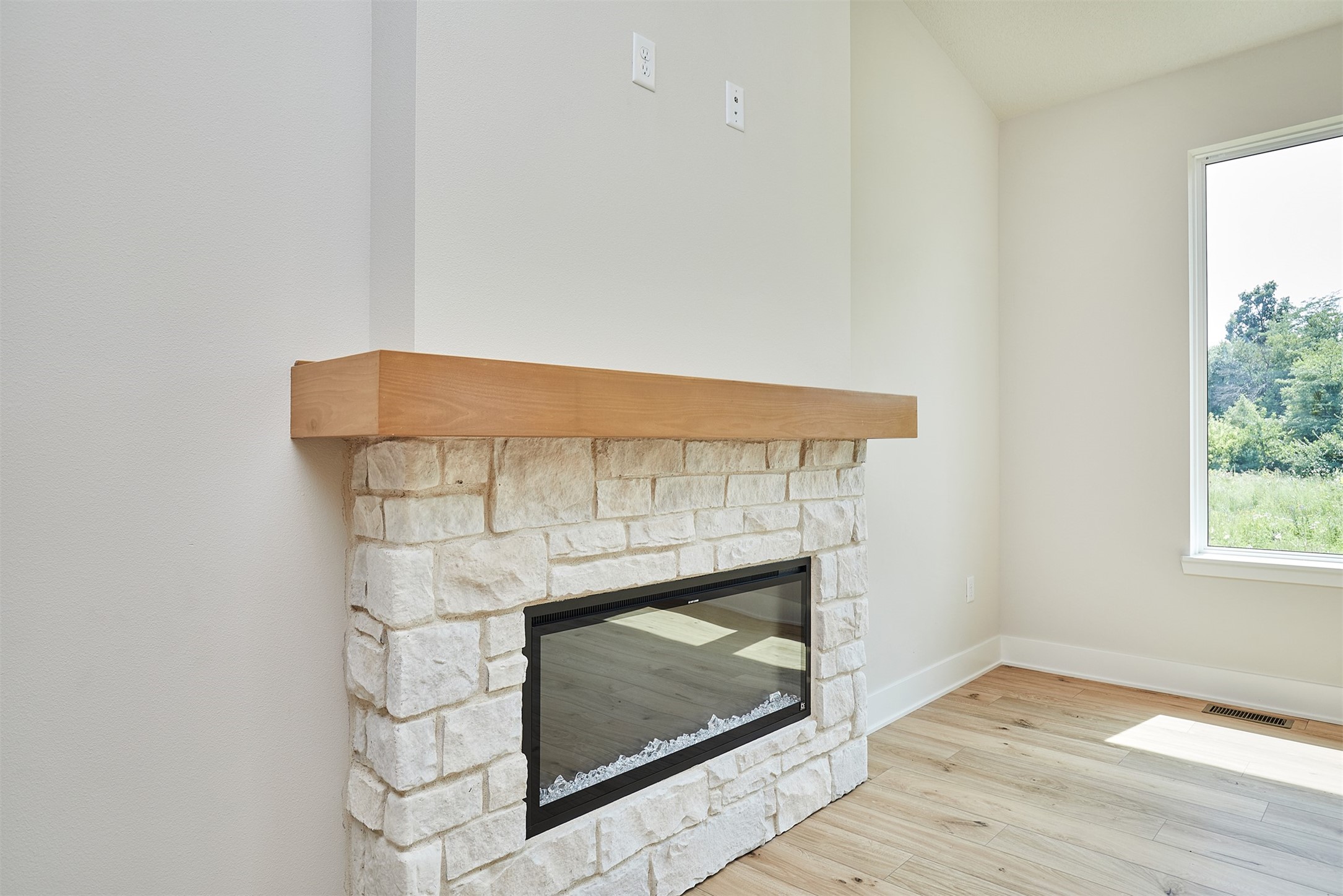 9846 Watermeadow Circle Property Photo 14