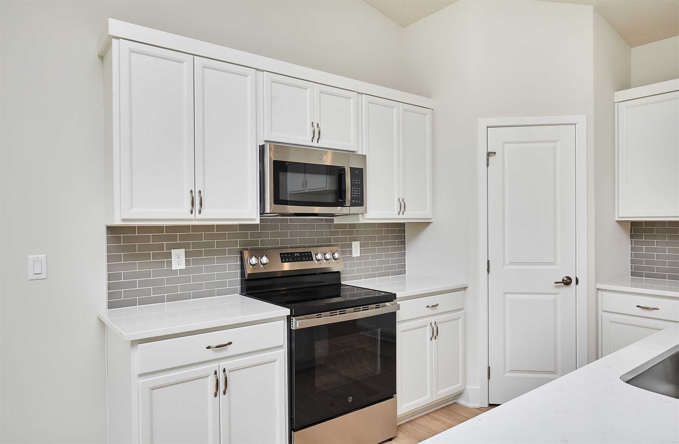 9846 Watermeadow Circle Property Photo 18