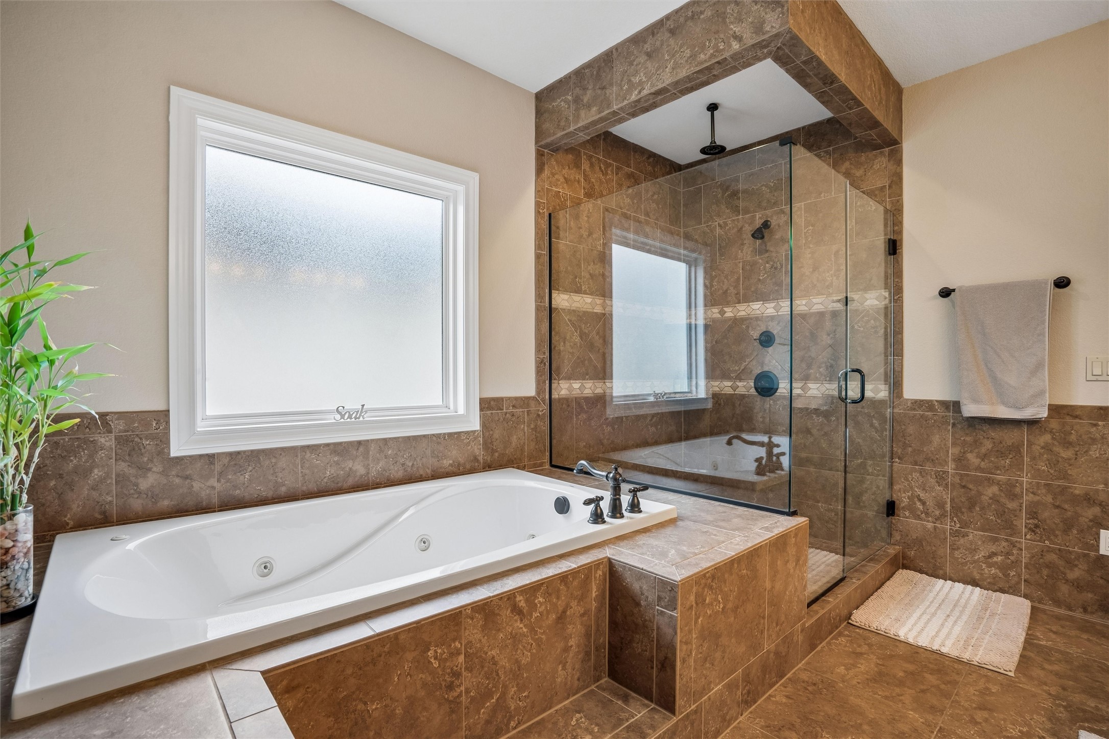 14504 Brookview Drive Property Photo 16
