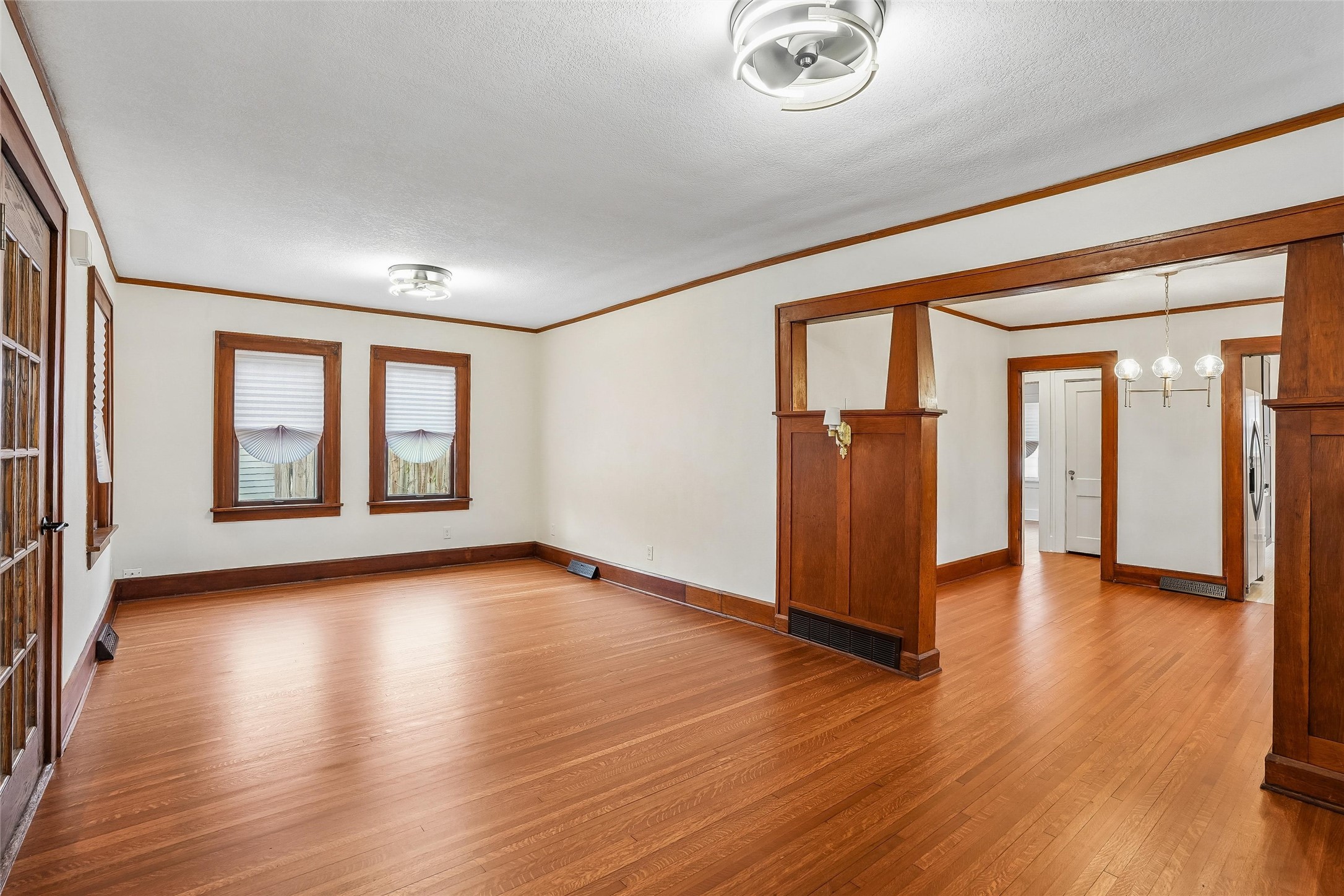 3311 Pleasant Street Property Photo 3