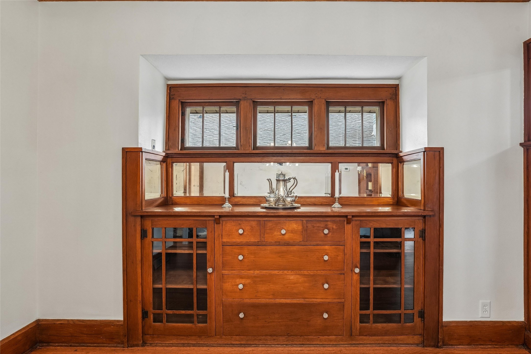 3311 Pleasant Street Property Photo 7