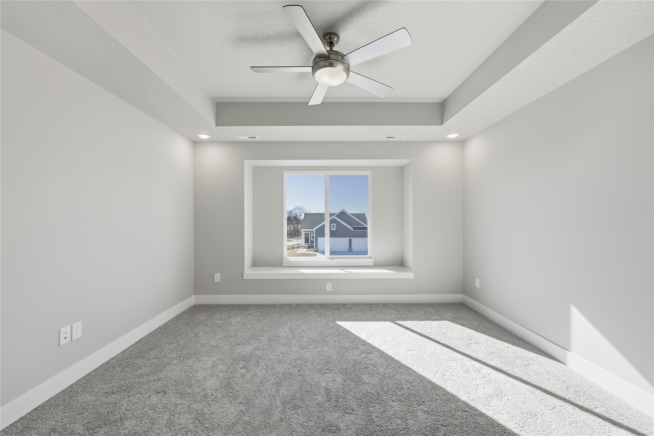5672 Brook View Avenue Property Photo 15