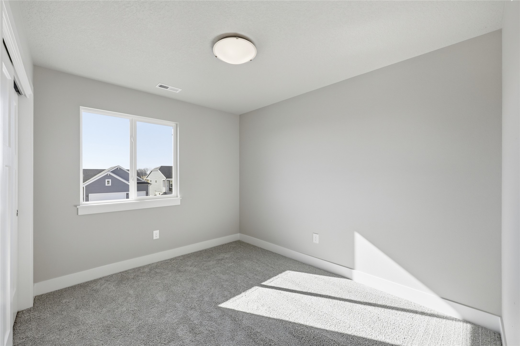 5672 Brook View Avenue Property Photo 22
