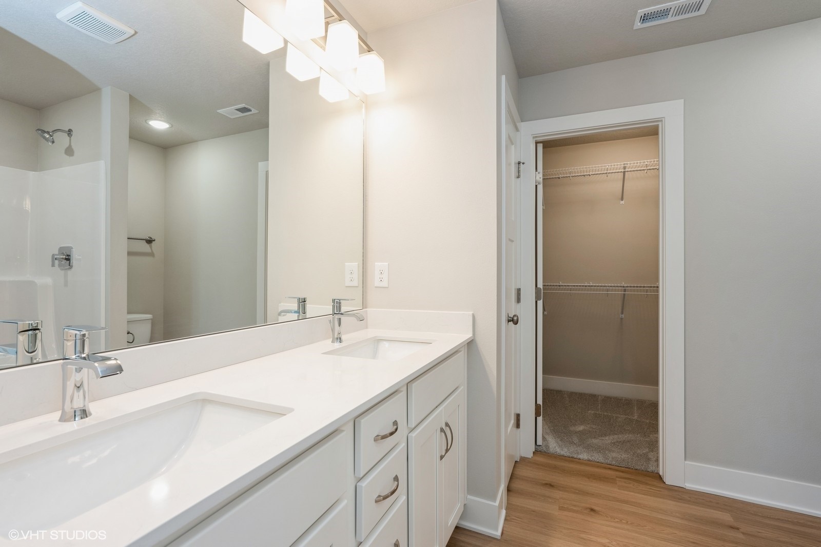 5676 Brook View Avenue Property Photo 21
