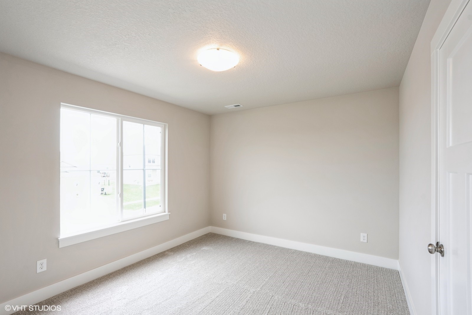 5676 Brook View Avenue Property Photo 24