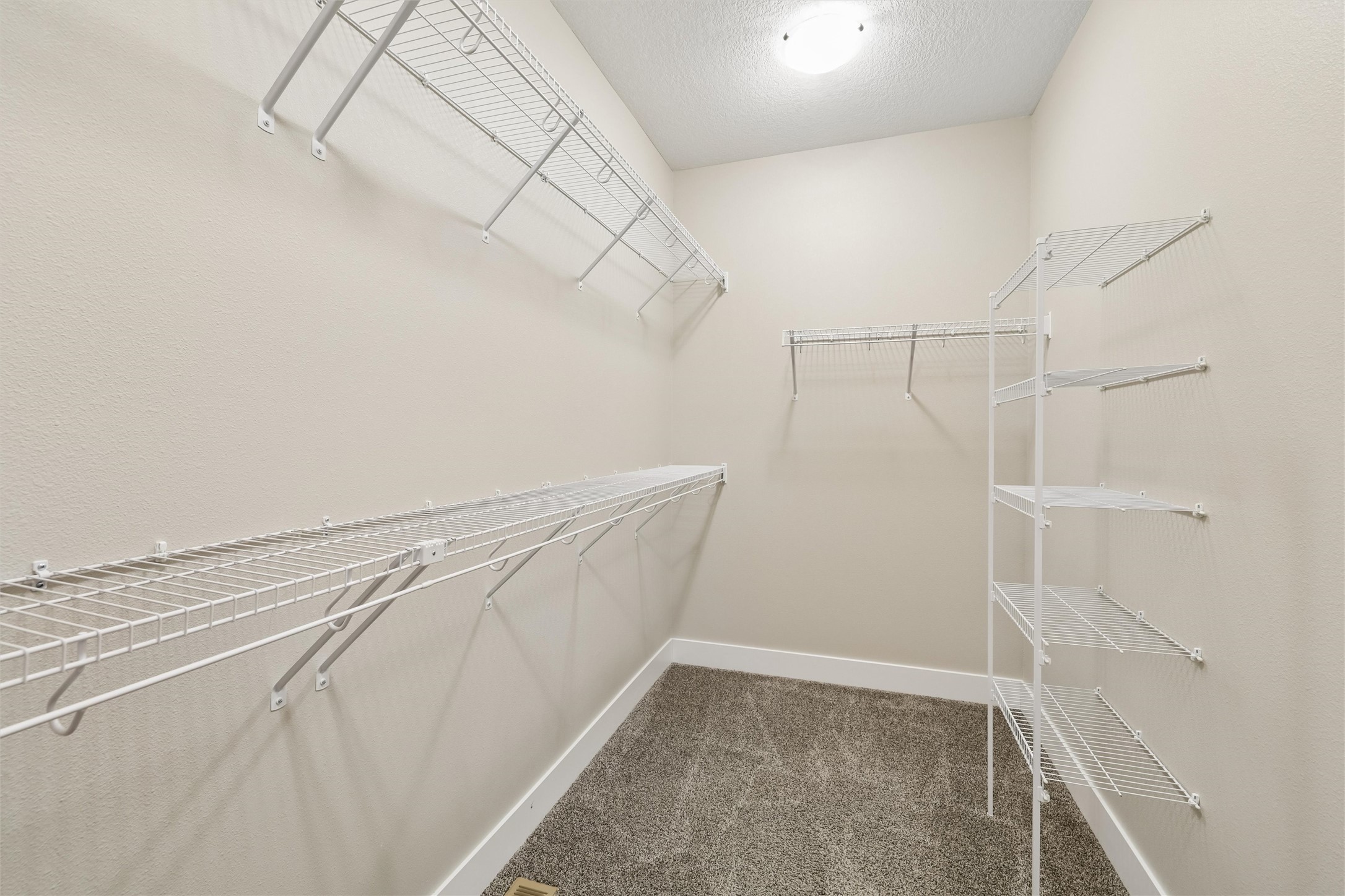 14319 Holcomb Avenue Property Photo 20