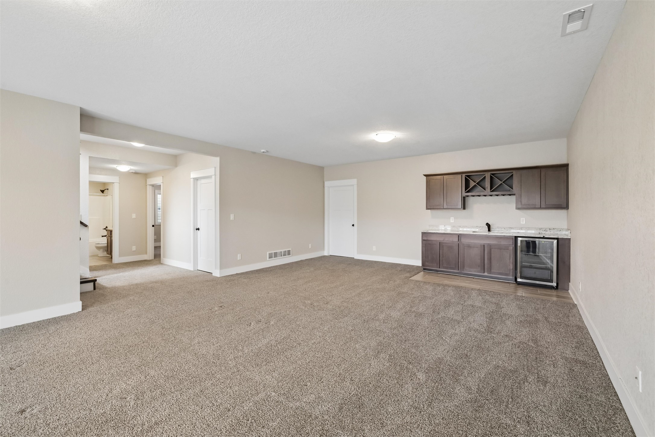 14319 Holcomb Avenue Property Photo 24
